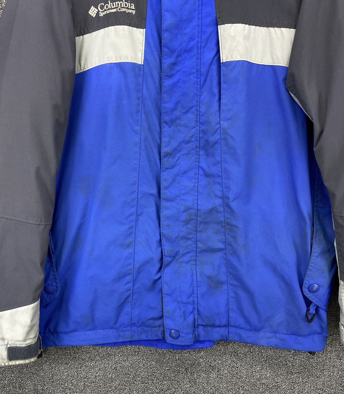 Columbia Vintage Columbia Hooded Light Jacket Size US L / EU 52-54 / 3 - 10 Thumbnail
