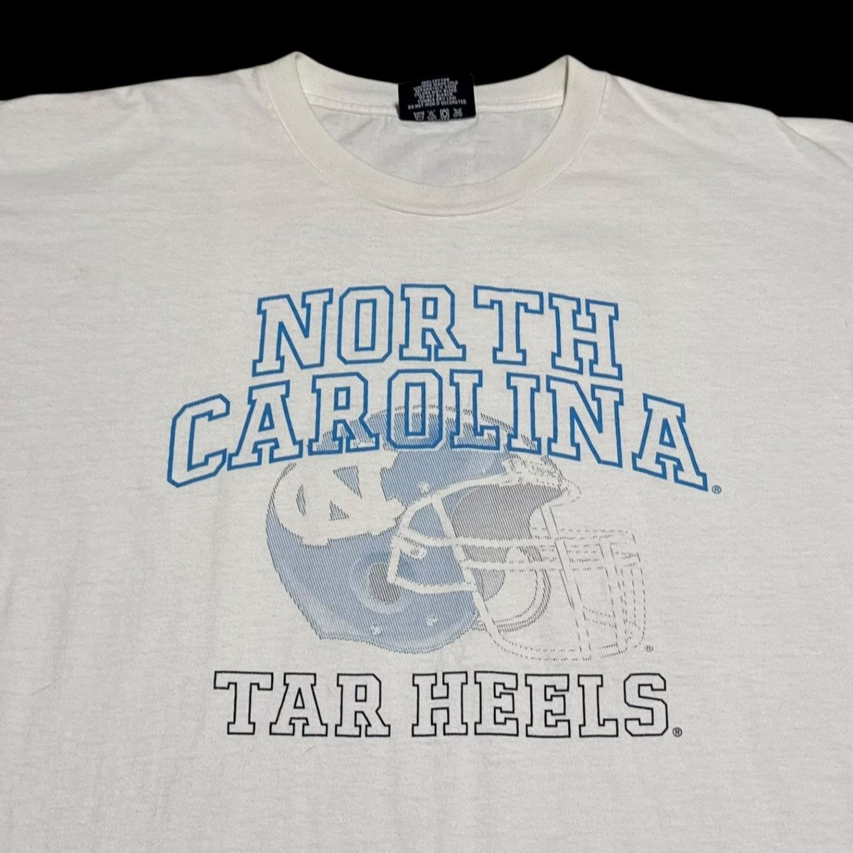 Jansport 90s Jansport North Carolina Tarheels White Shirt Men's XL Size US XL / EU 56 / 4 - 2 Thumbnail