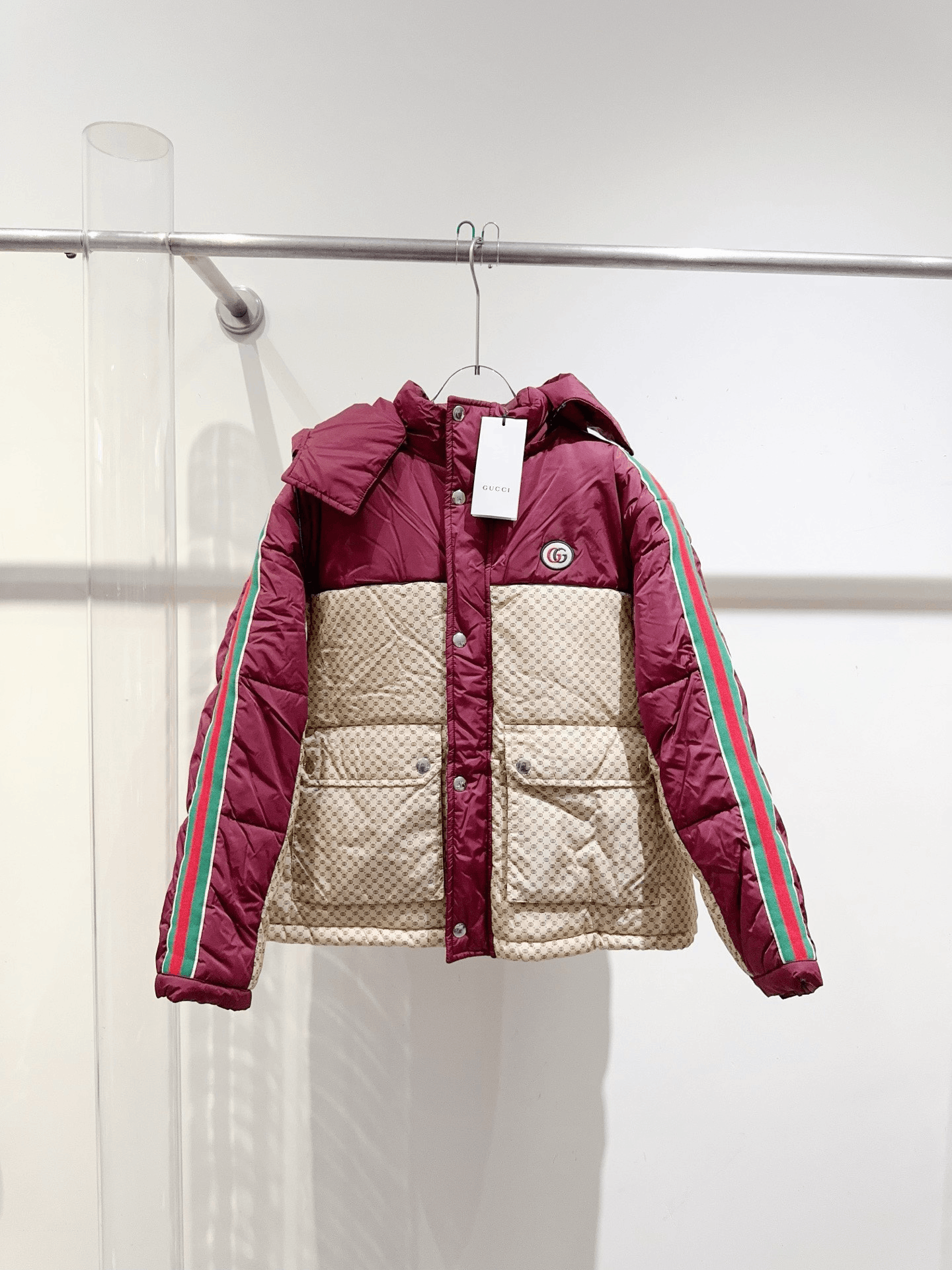 Gucci Gucci Women's Down Jacket Size XS / US 0-2 / IT 36-38 - 1 Thumbnail
