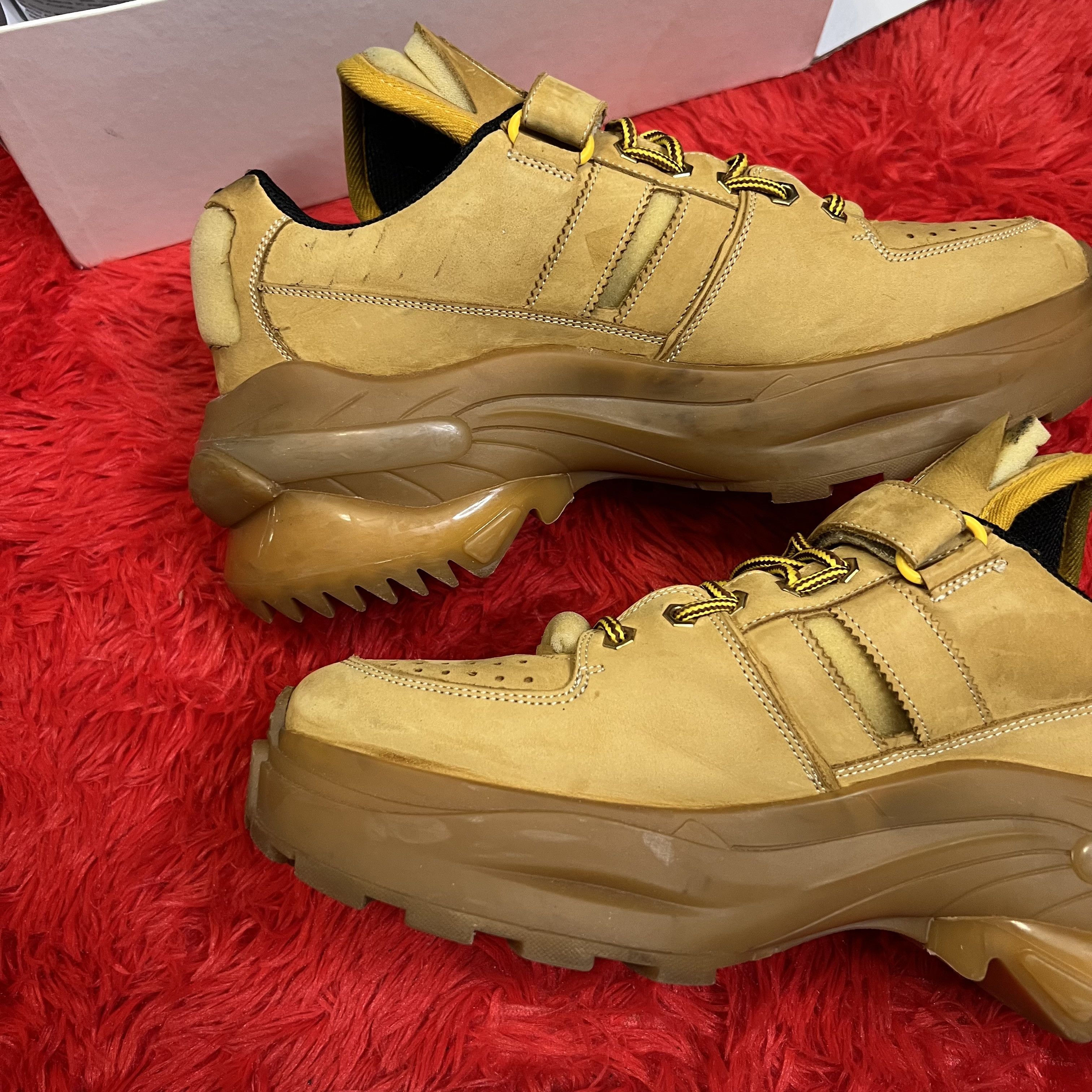 Maison Margiela Maison Margiela Fit Boot Sneaker Wheat Size US 11 / EU 44 - 6 Thumbnail