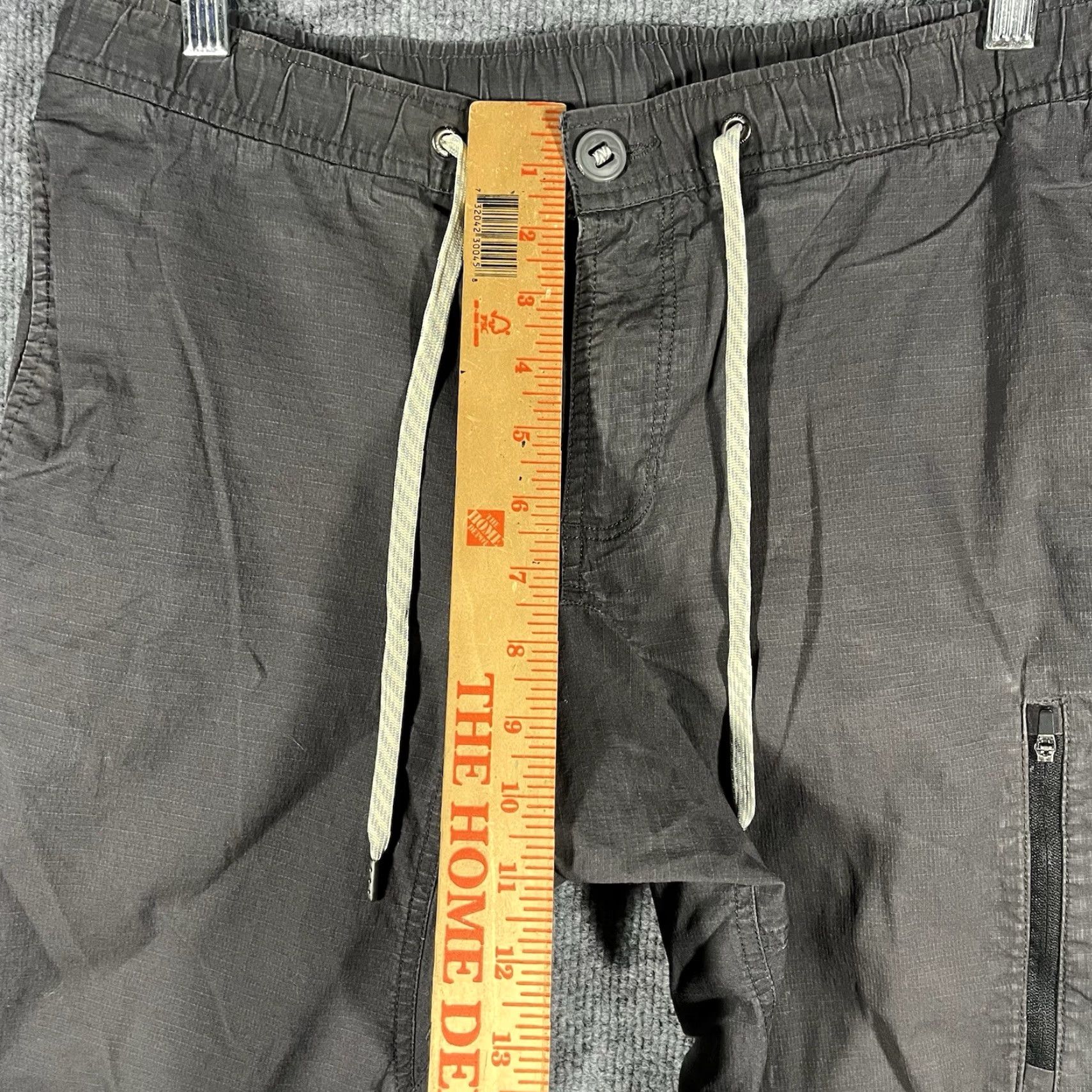 Vuori Vuori Pants Mens M Charcoal Black Ripstop Climber Drawstring Organic Cotton Jogger Zip Pocket Adjustable Waist Lightweight Mens Regular Size US 31 - 3 Thumbnail