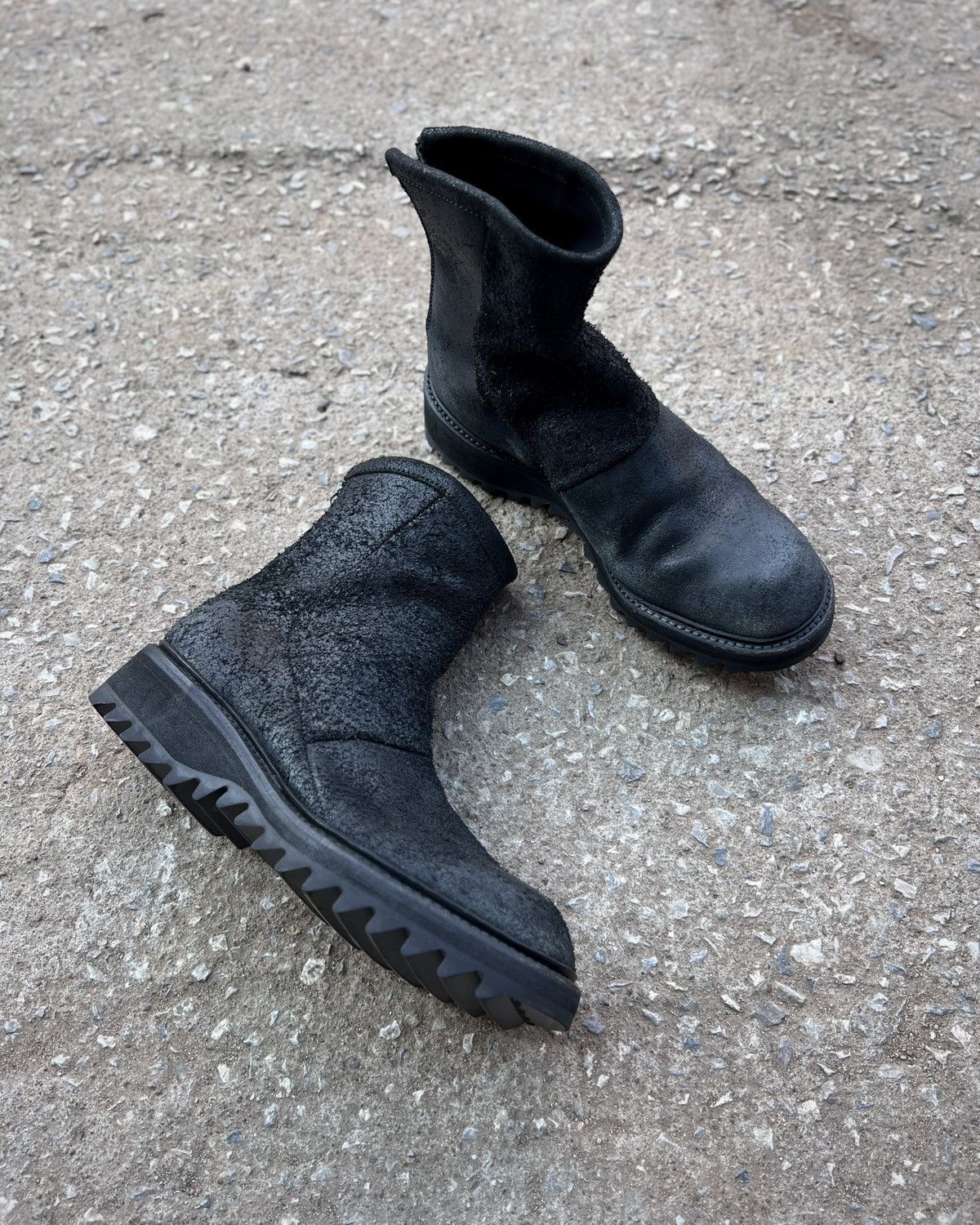 Julius Julius_7 SS16 Angel_s Blistered Reverse Cow Back Zip Boots Size US 8.5 / EU 41-42 - 2 Thumbnail