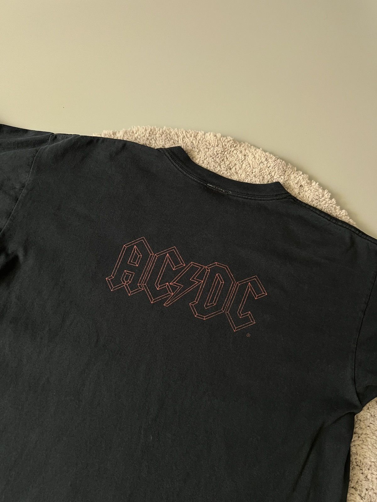 AC/DC × Band Tees × Liquid Blue Vintage AC/DC T-Shirt Liquid Blue 2003 Rock And Roll Size L Size US L / EU 52-54 / 3 - 4 Thumbnail