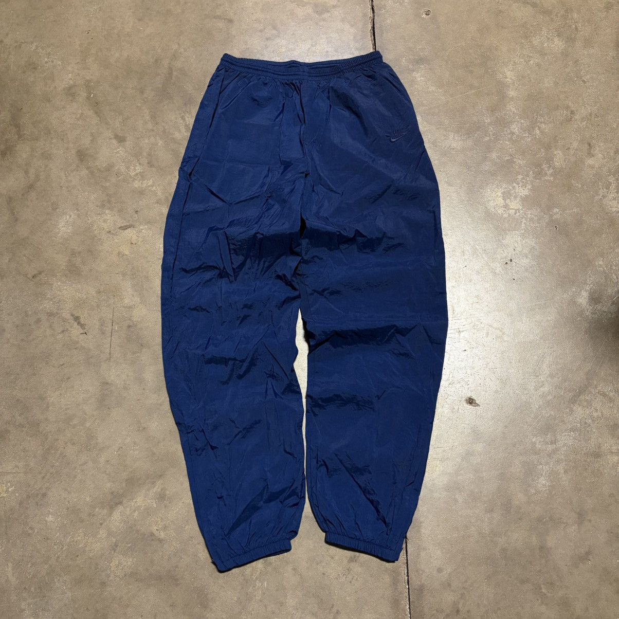 Nike Vintage Nike Track Pants Jogger Sweatpants Nylon Baggy 90s Size US 27 - 3 Thumbnail