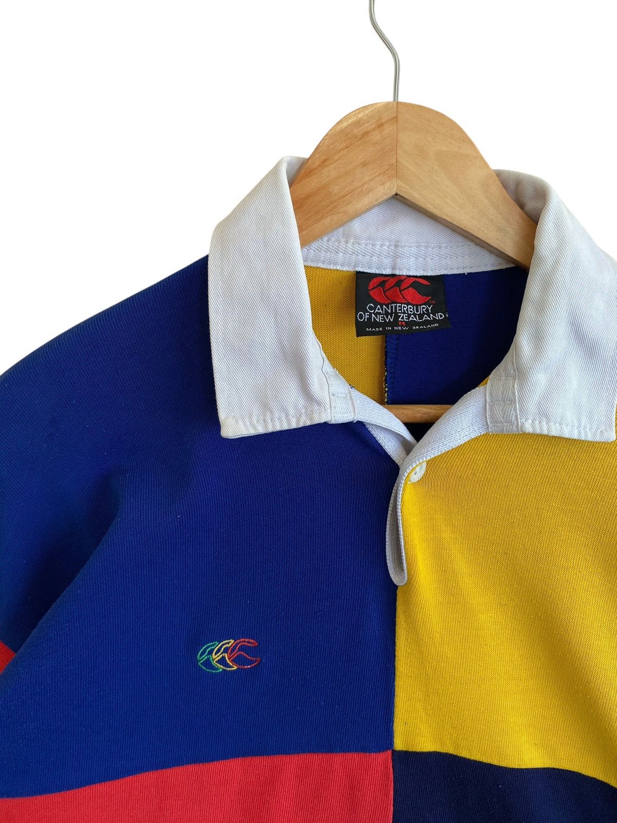 Canterbury of New Zealand Very Rare Vintage Canterbury Block Colour Rugby Tee 1990s Size US M / EU 48-50 / 2 - 9 Thumbnail