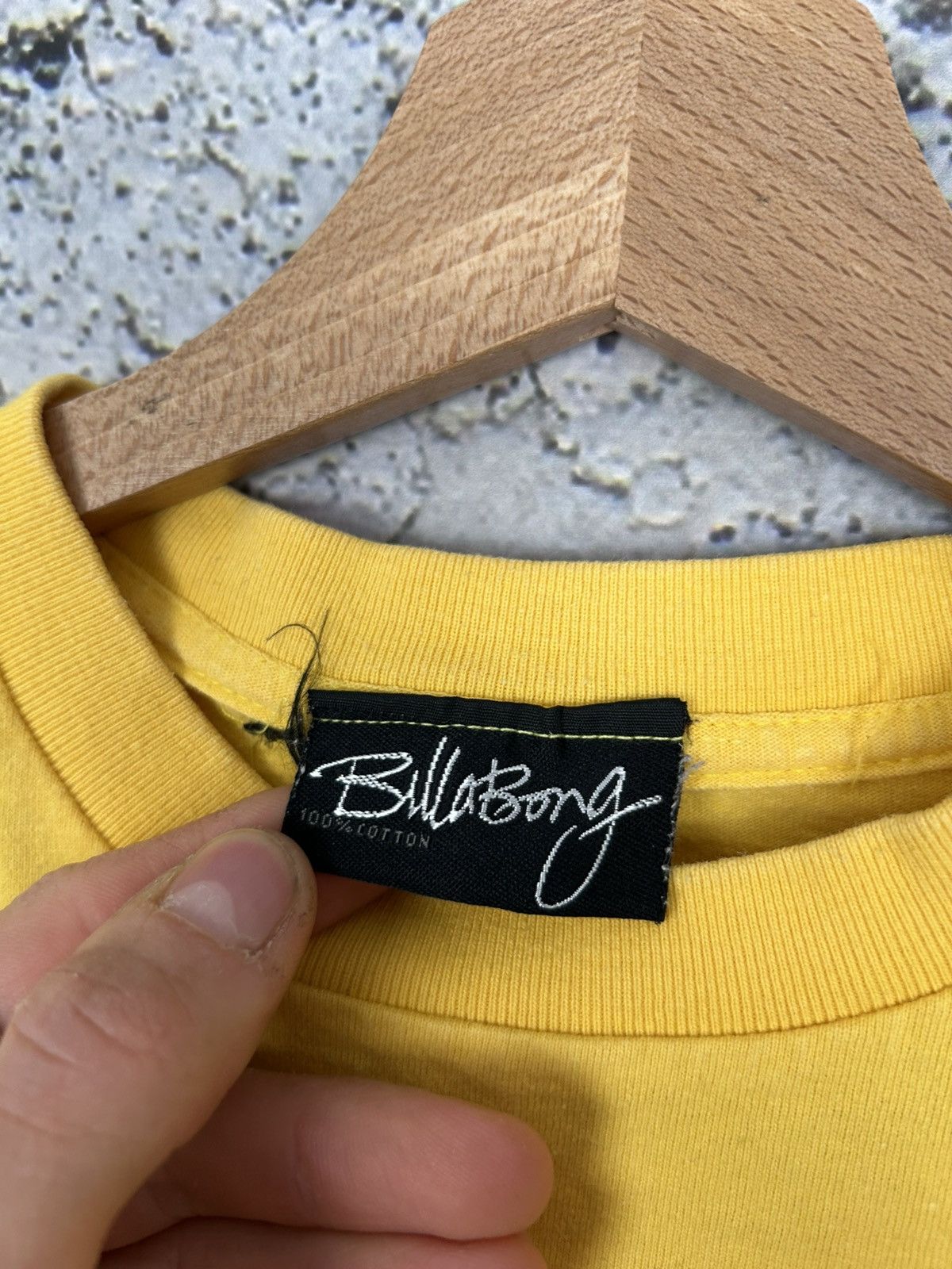 Billabong Vintage Billabong Surf Skate Graphic Tee Streetwear Y2K 00s Size US S / EU 44-46 / 1 - 4 Thumbnail
