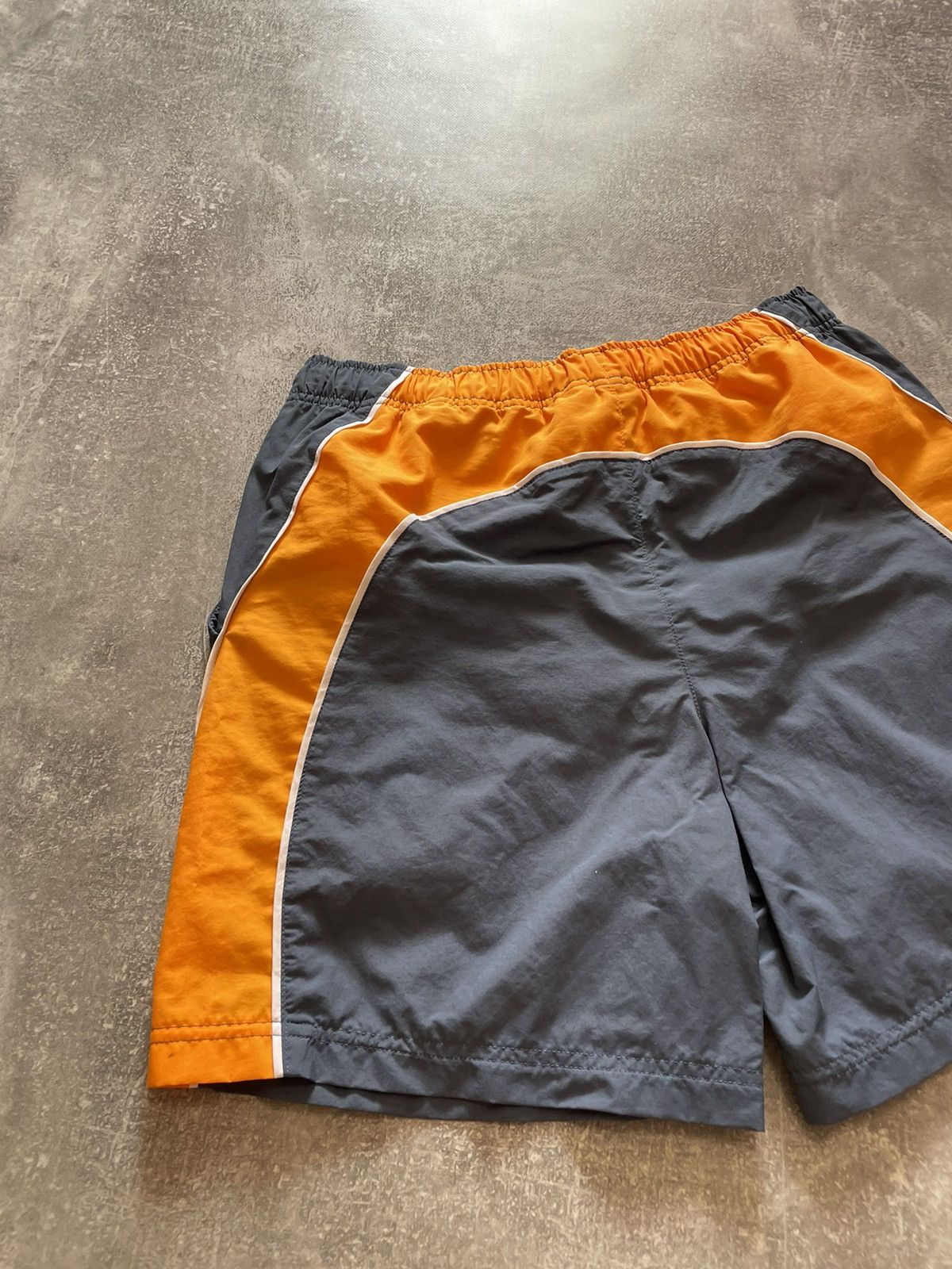 Nike × Vintage Vintage Nike Shorts Swoosh Logo Y2K Size US 32 / EU 48 - 7 Thumbnail