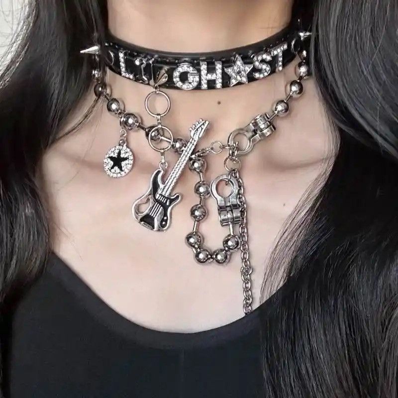 Jewelry × Vintage Grunge Jewelry Guitar Pendant Necklace Size ONE SIZE - 4 Thumbnail