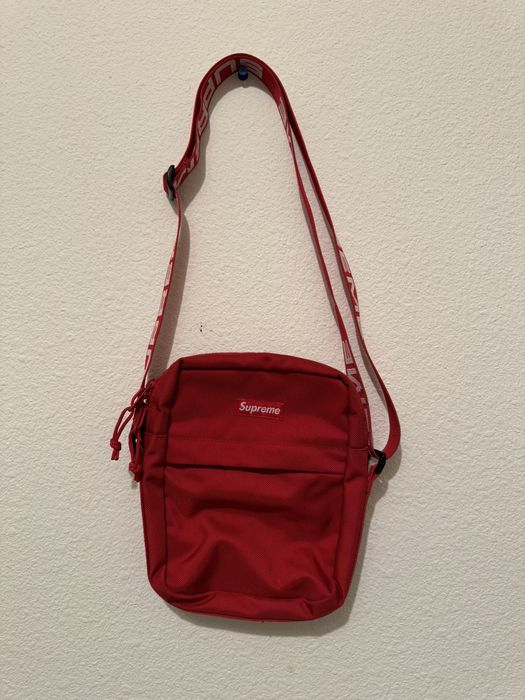 Supreme shoulder best sale bag grailed