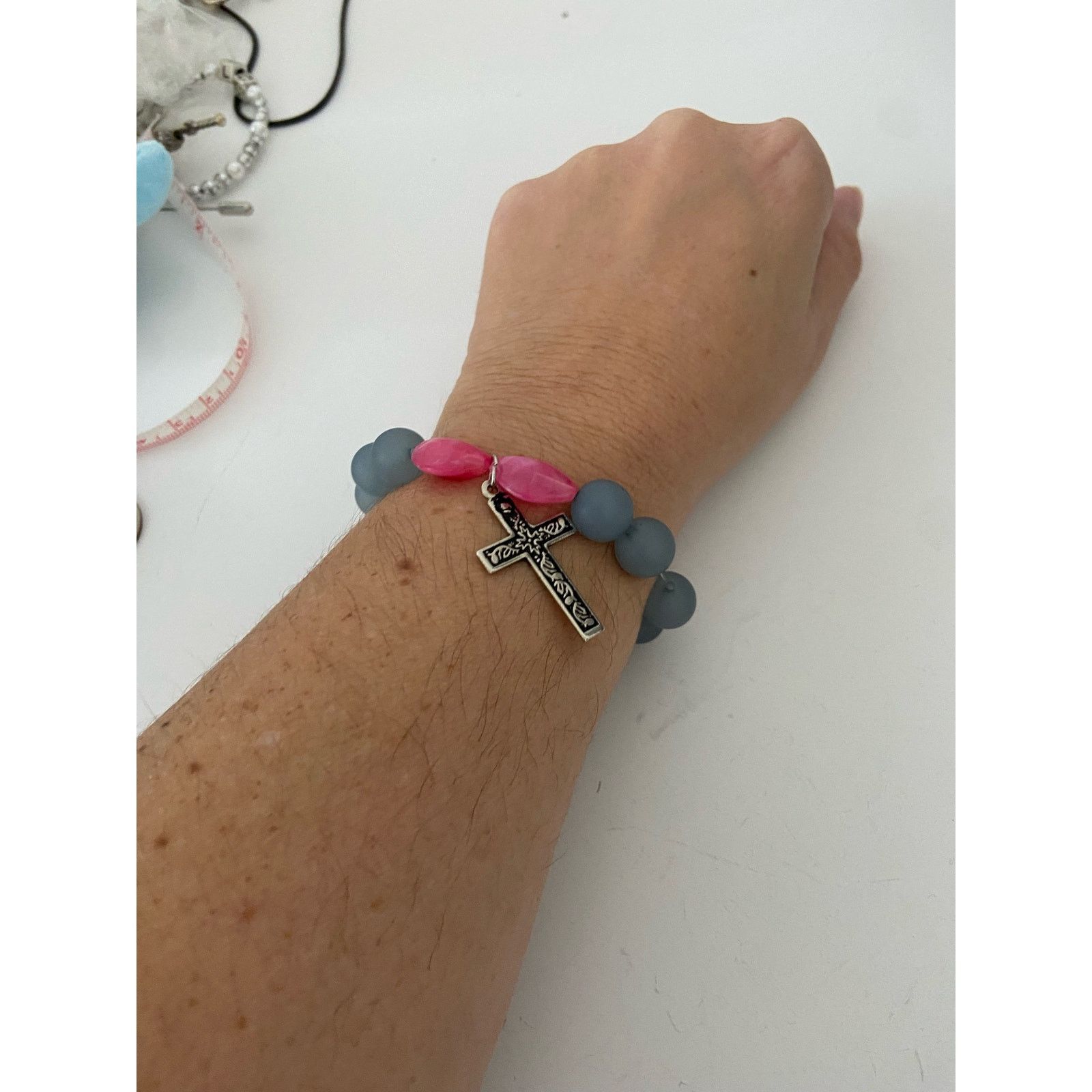 Handmade Cute handmade pink and blue bead bracelet with cross charm Size ONE SIZE - 3 Thumbnail
