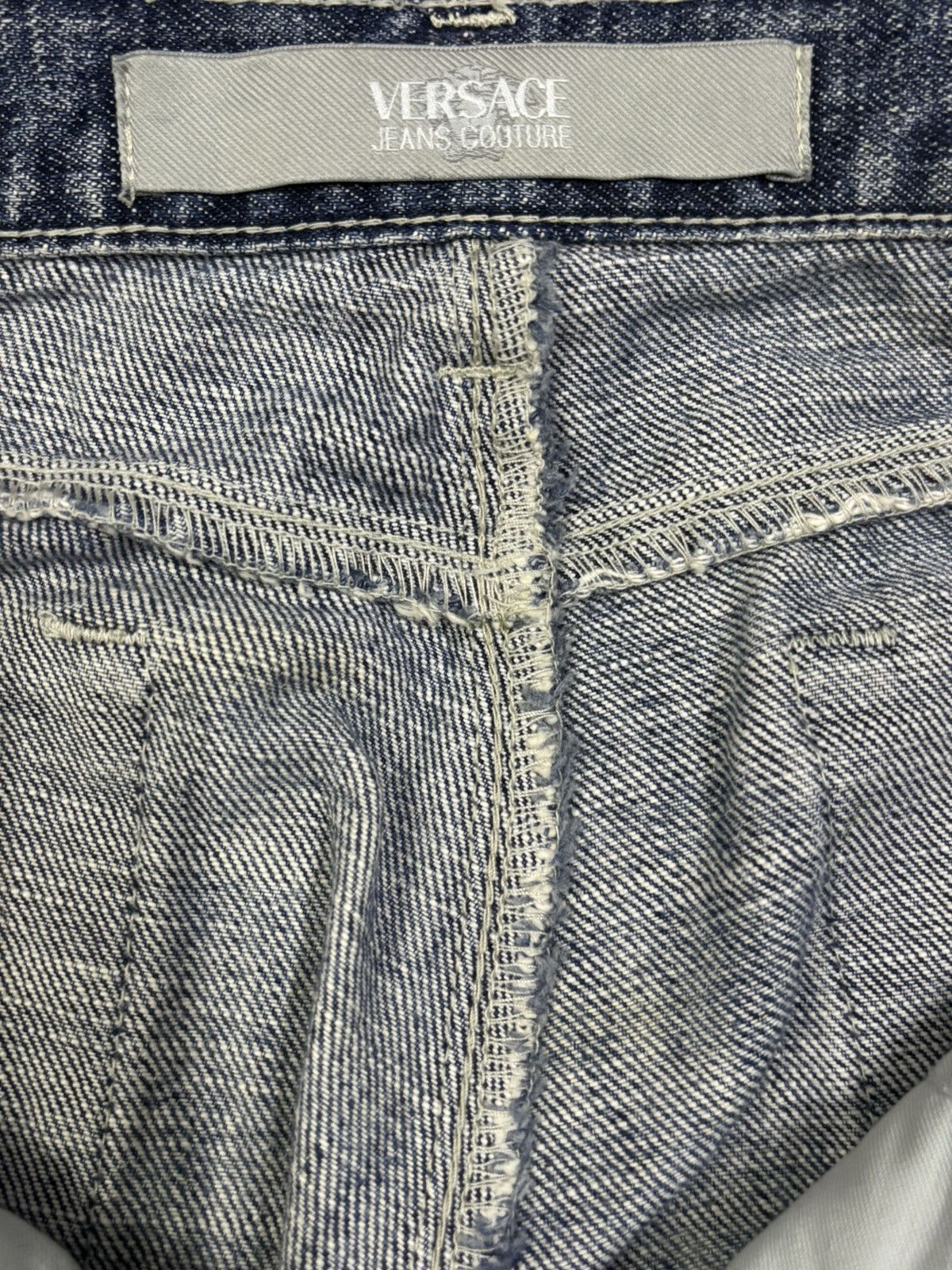 Versace Y2K Versace Jeans Couture Mud Wash Baggy Distressed Jeans Size US 31 - 18 Thumbnail