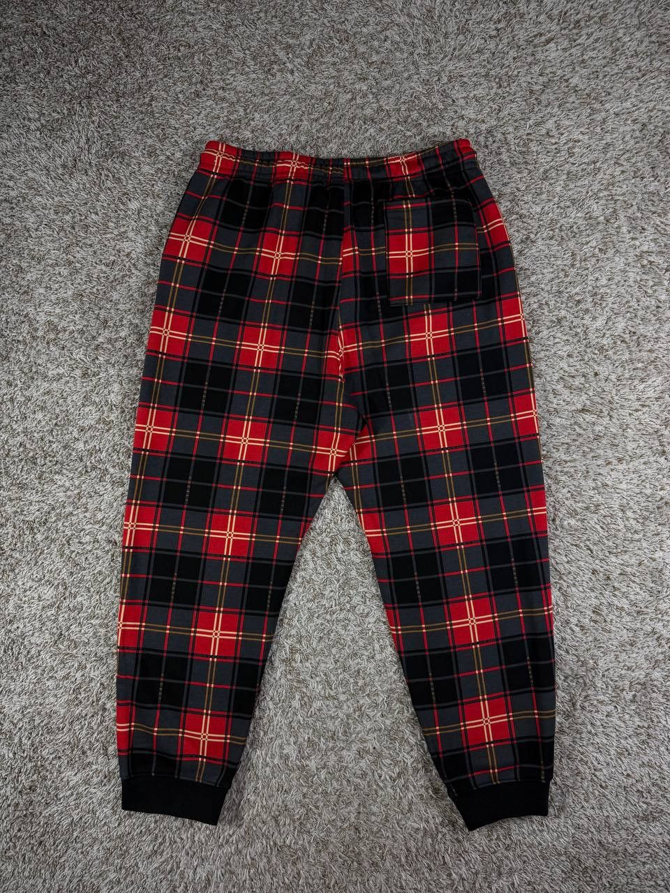 Nike Jordan Essential Festive Plaid Fleece Sweatpants DV9388-612 Size US 38 / EU 54 - 11 Thumbnail