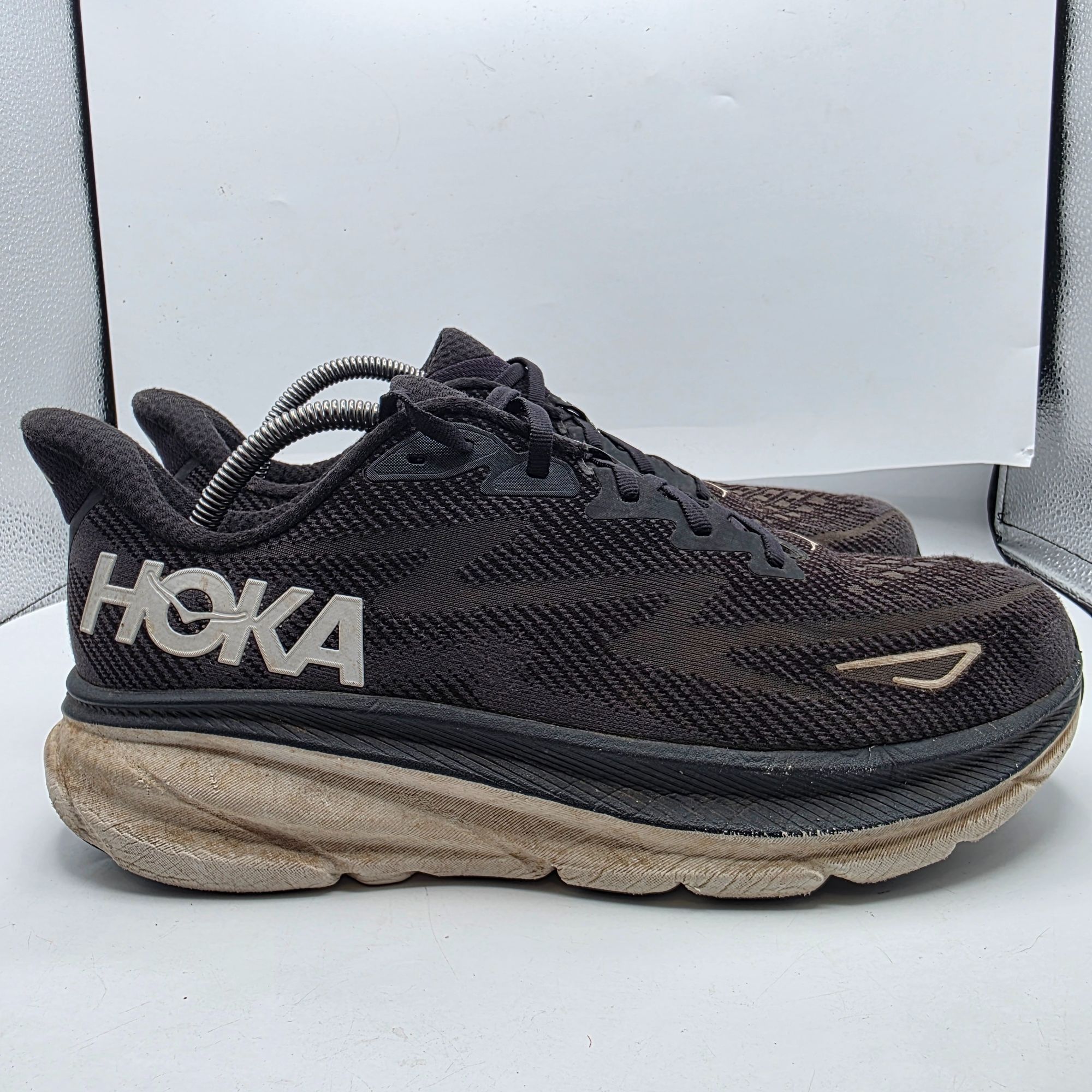 Hoka Hoka One One Clifton 9 Womens Size 12 Black Lightweight Athl Size US 12 / IT 42 - 11 Thumbnail