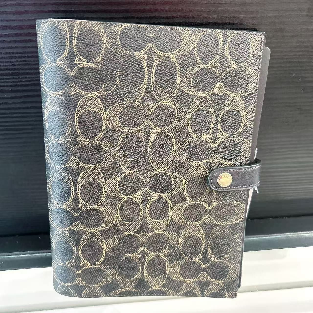 Coach Notebook In Loved Signature Canvas CDX99 Size ONE SIZE - 2 Thumbnail