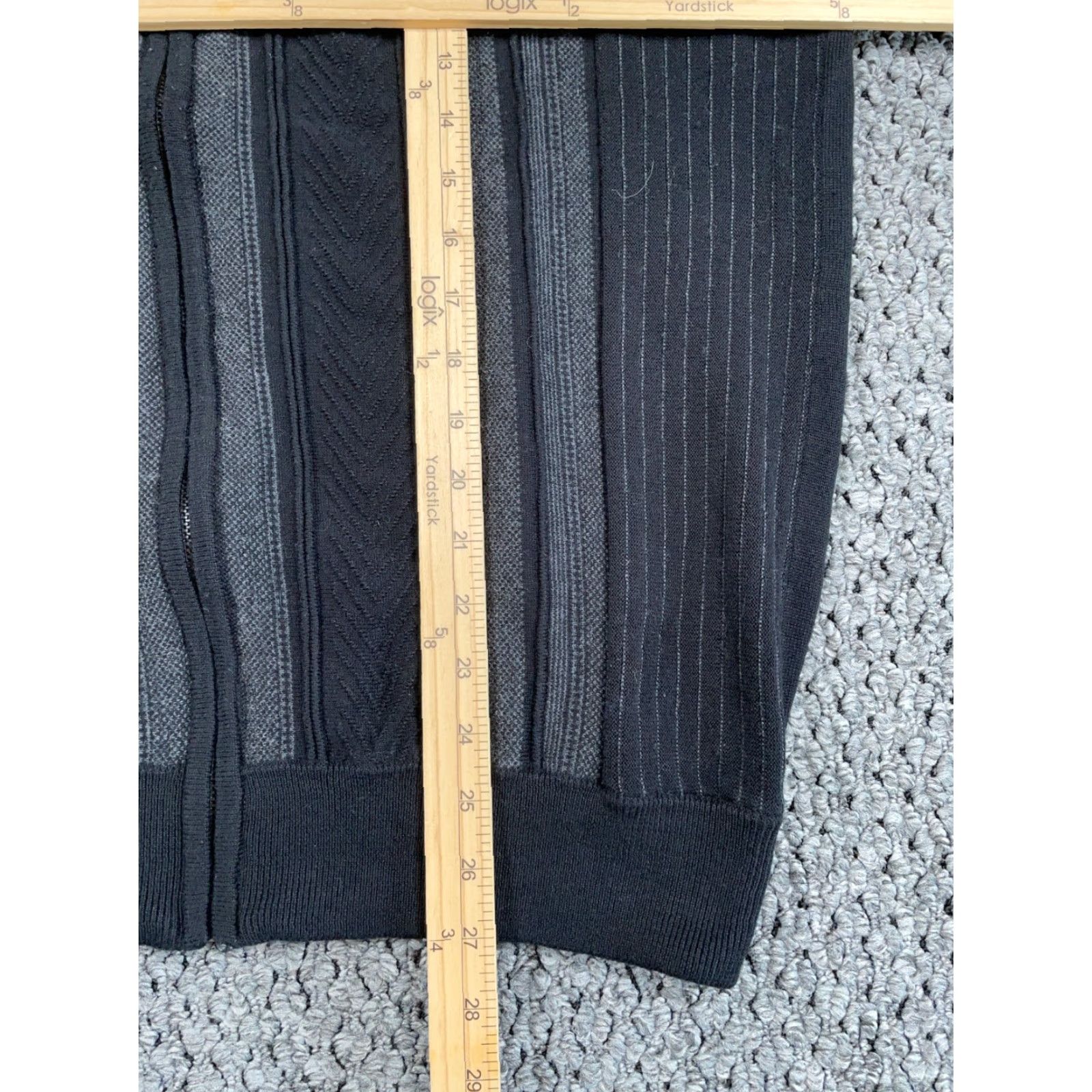 Vintage Retro Textured Geometric Zip Up Sweater Adult XL Black Gray Striped Mock Neck Size US XL / EU 56 / 4 - 7 Thumbnail