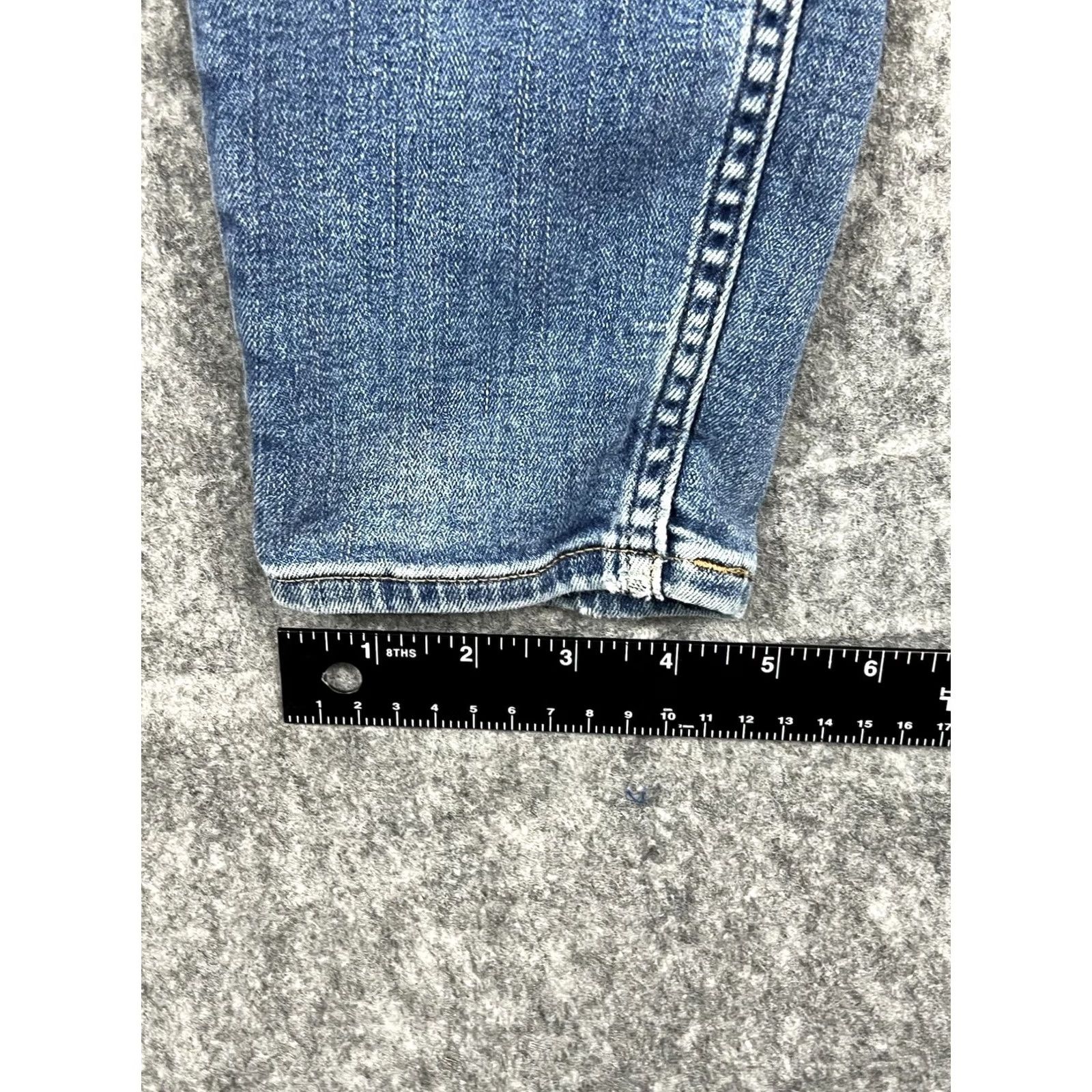 Calvin Klein VINTAGE Calvin Klein Jeans Womens Slim Fit Mid-Rise Blue 28x30 Slim 5-Pocket Logo Denim Distressed No Size 28" / US 6 / IT 42 - 8 Thumbnail