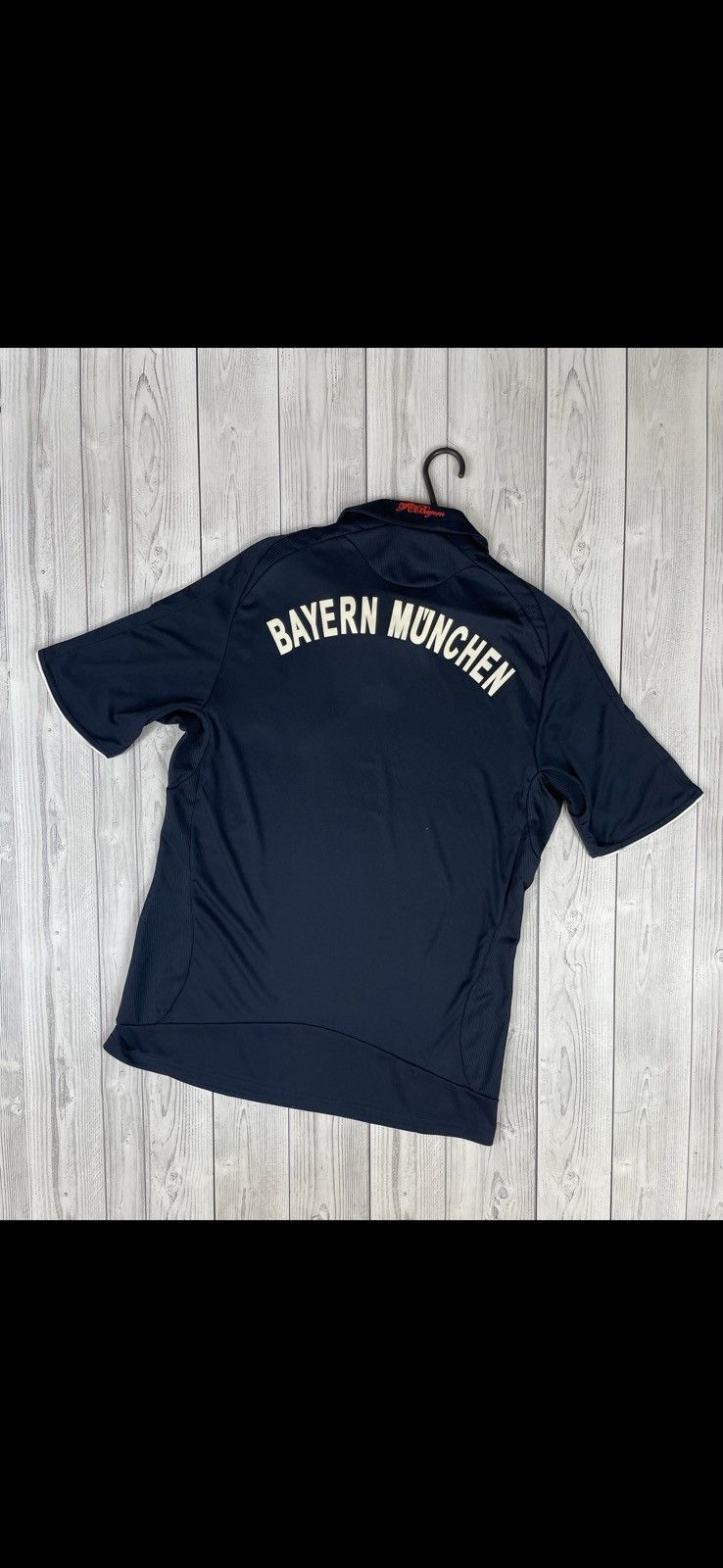 Adidas Vintage adidas Bayern Munich soccer jersey away rare M Size US M / EU 48-50 / 2 - 3 Thumbnail