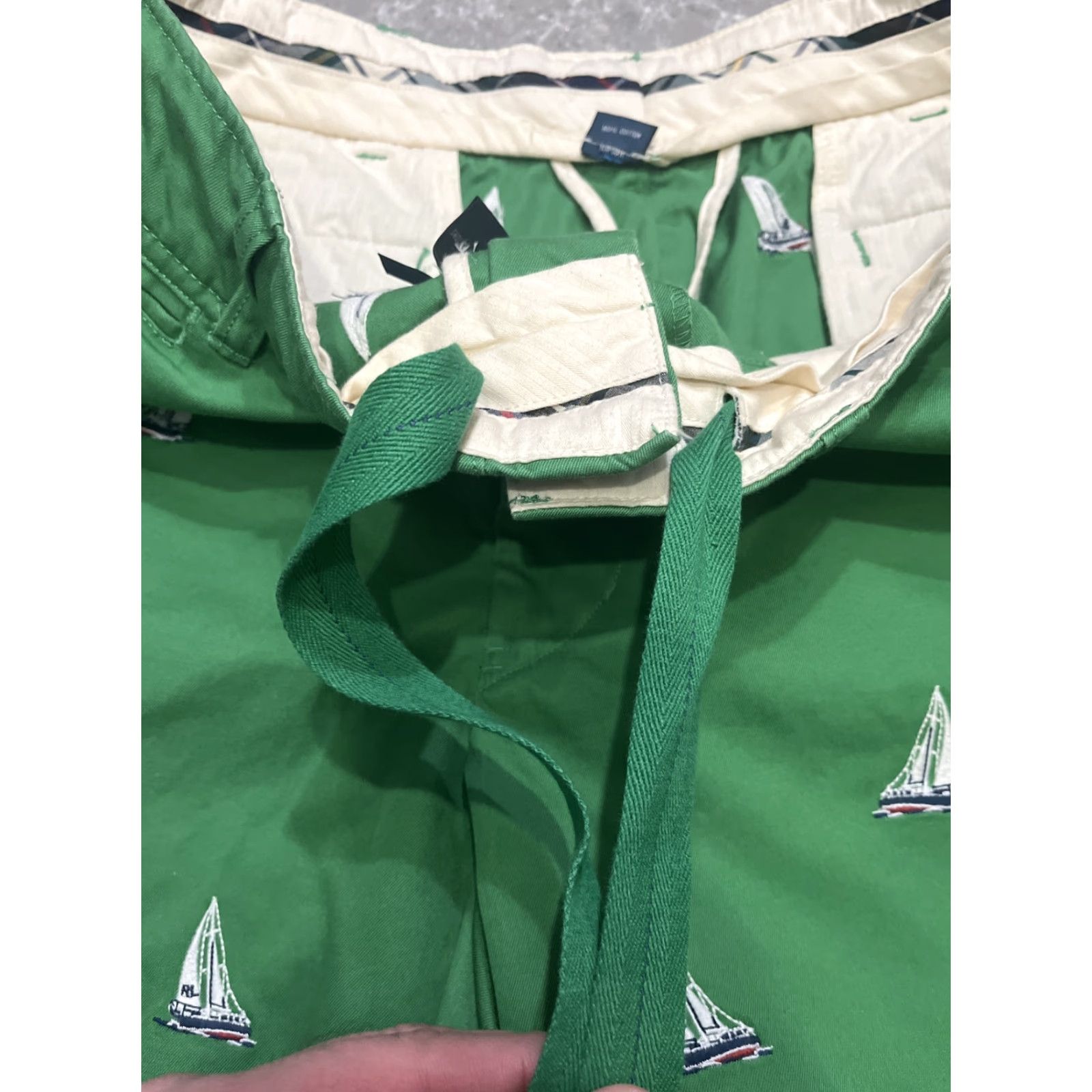 Polo Ralph Lauren Polo Ralph Lauren Shorts Bermuda Mens 35 Green Embroidered Sailboats Preppy Y2K Bermuda Shorts Mens Green Embroidered Sailboats Size US S / EU 44-46 / 1 - 4 Thumbnail