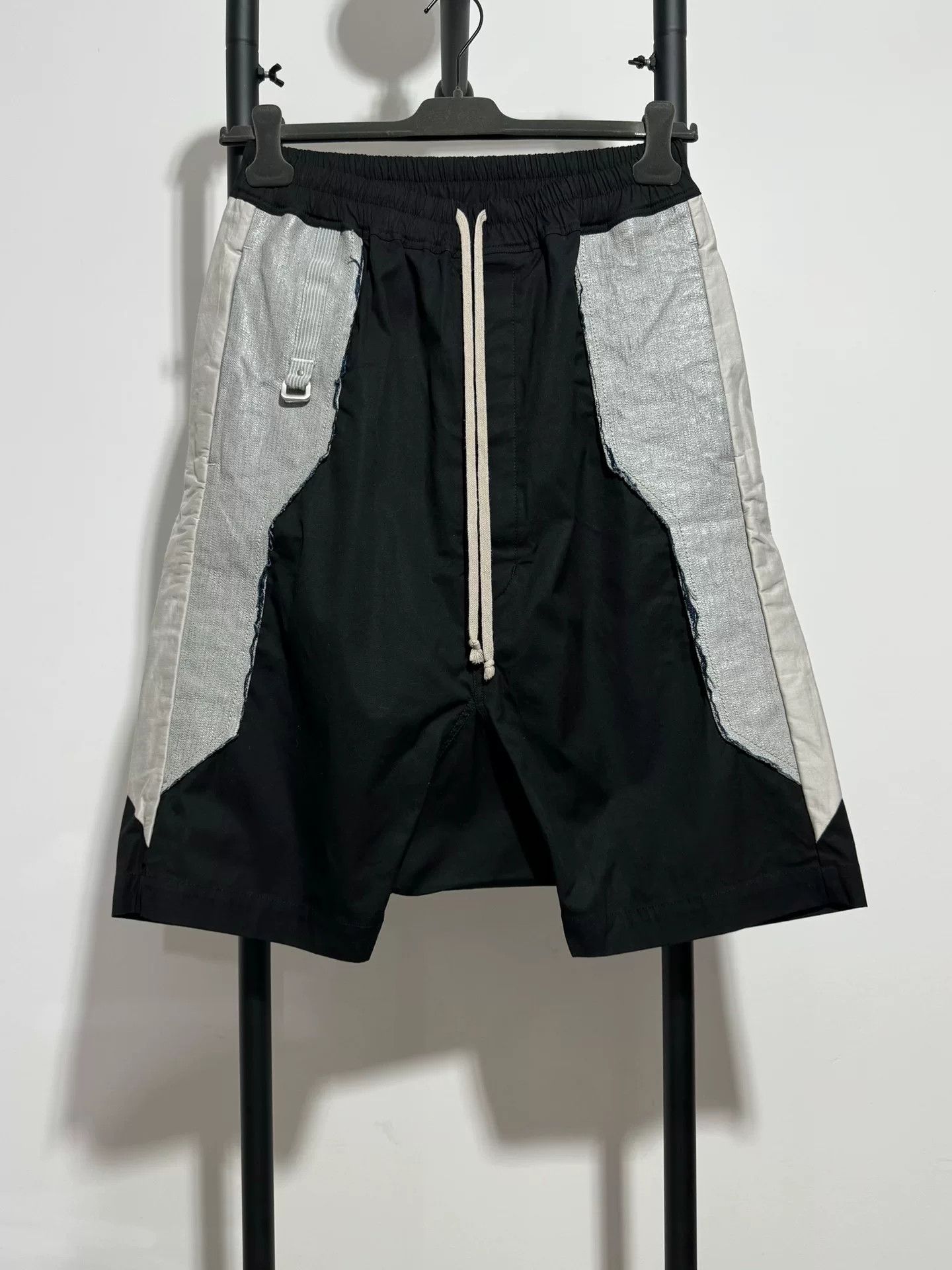 Rick Owens rick owens ro black shorts for men Size US 38 / EU 54 - 1 Thumbnail