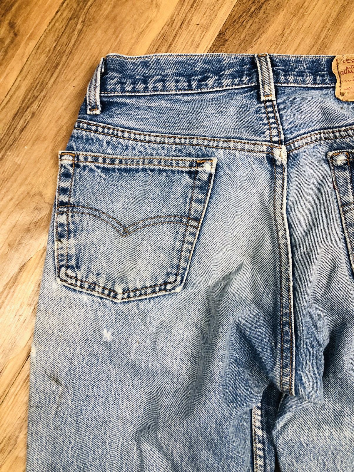 Levi's Levis Distresses Jeans (37) Size US 29 - 17 Thumbnail