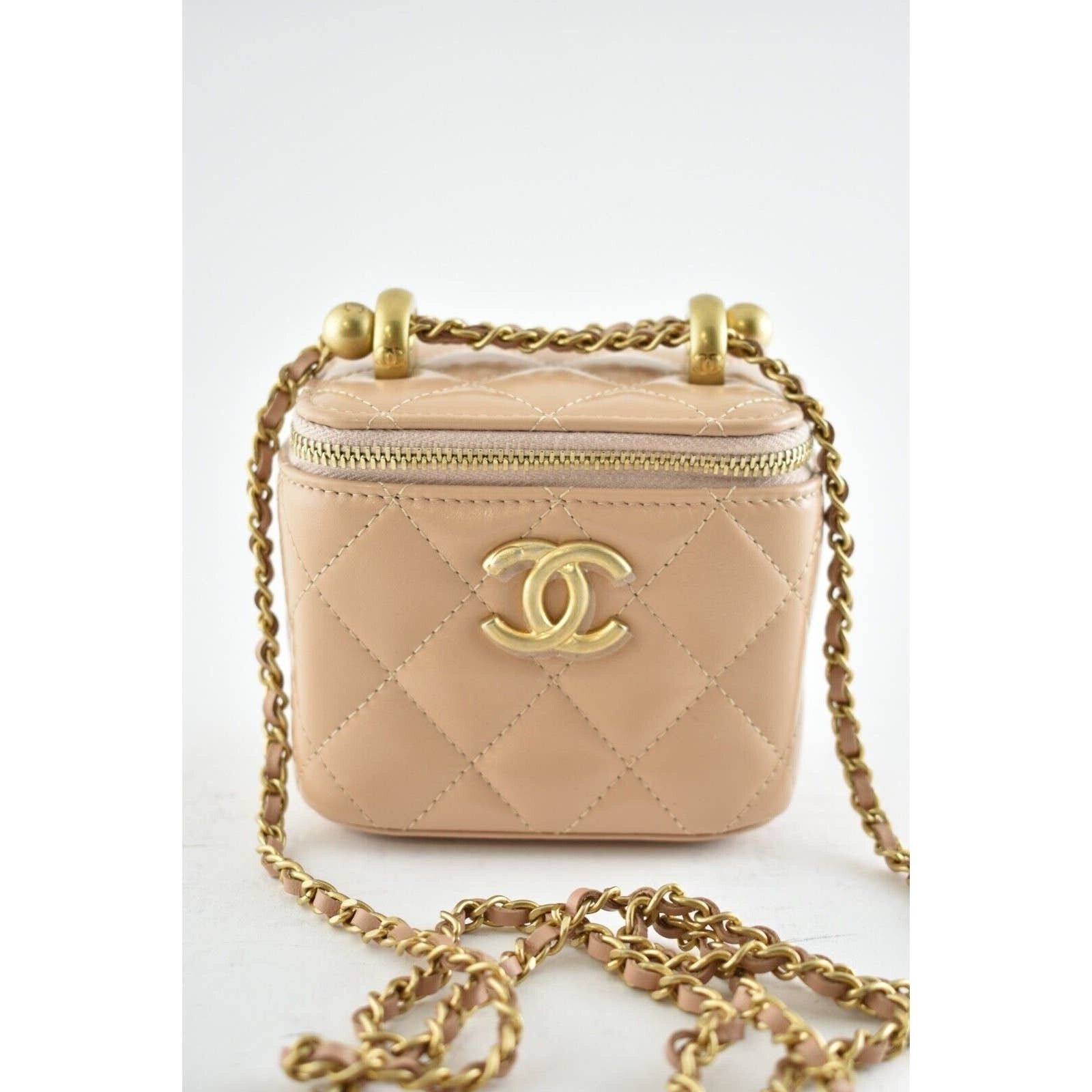Chanel Chanel Vanity With Chain Pearl Logo Shoulder Crossbody Bag Size ONE SIZE - 4 Thumbnail