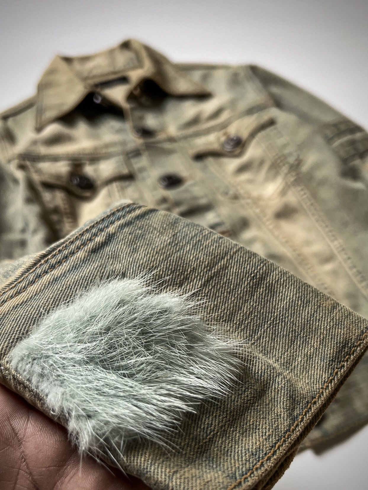 If Six Was Nine Led Rechwe Fur Patch Mud Wash Denim Jacket Early 00s Size US M / EU 48-50 / 2 - 6 Thumbnail