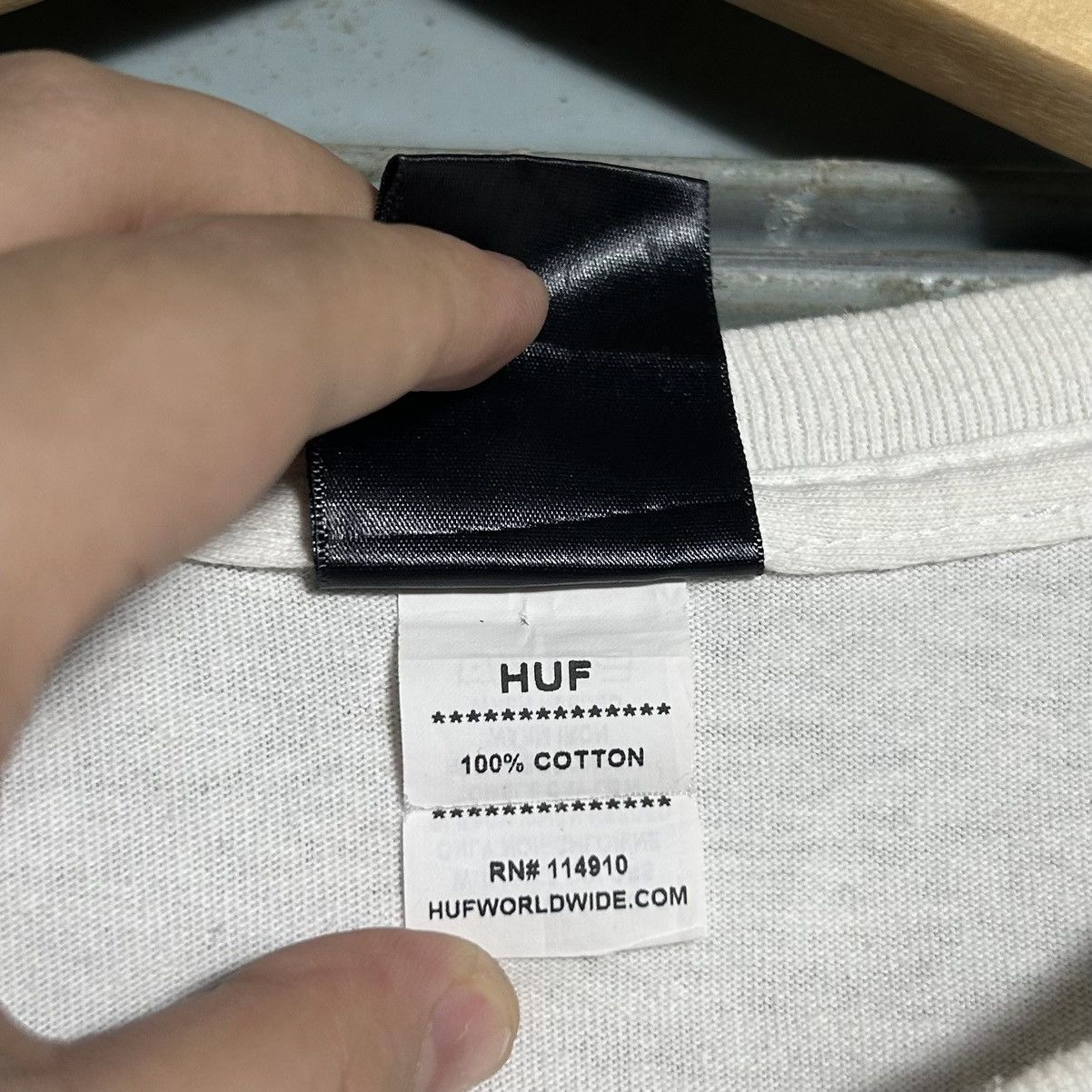 Huf Huf X Godzilla Tshirt Size M / US 6-8 / IT 42-44 - 6 Thumbnail
