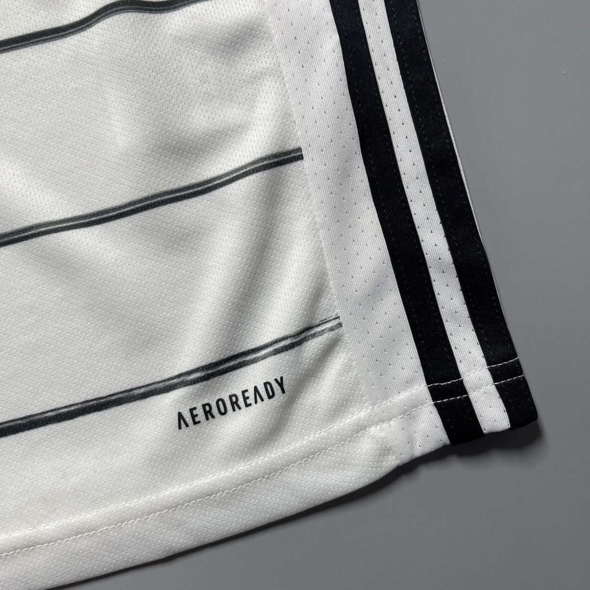 Adidas GERMANY ADIDAS 2020 EURO FOOTBALL HOME JERSEY #8 KROOS Size US M / EU 48-50 / 2 - 7 Thumbnail
