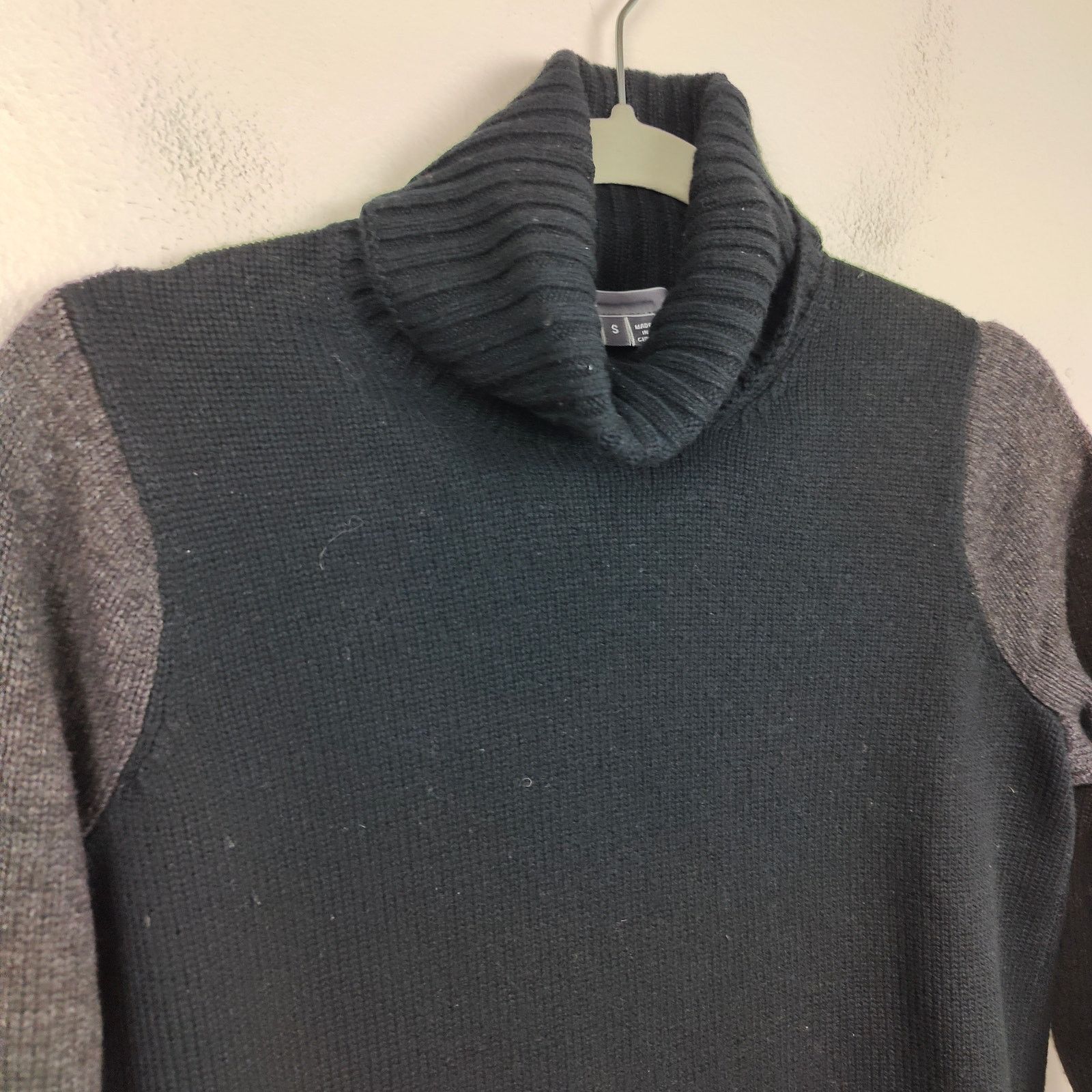 Vince Vince Wool Cashmere Sweater Small Black Gray Colorblock Size S / US 4 / IT 40 - 2 Thumbnail