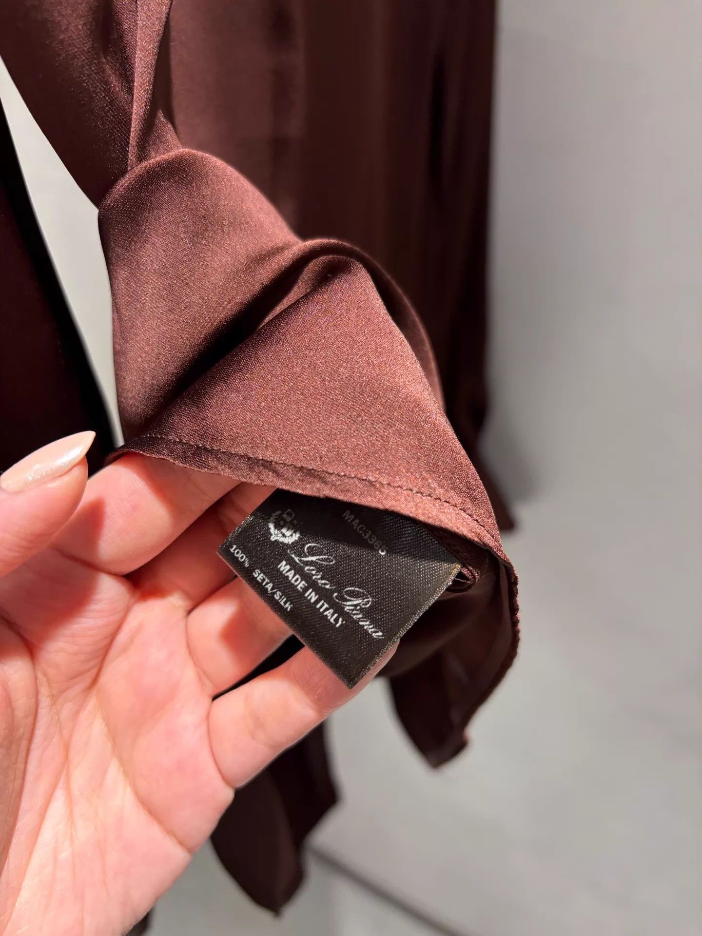 Loro Piana Loro Piana Deep Chocolate 100% Silk Shirt 40 Size S / US 4 / IT 40 - 5 Thumbnail