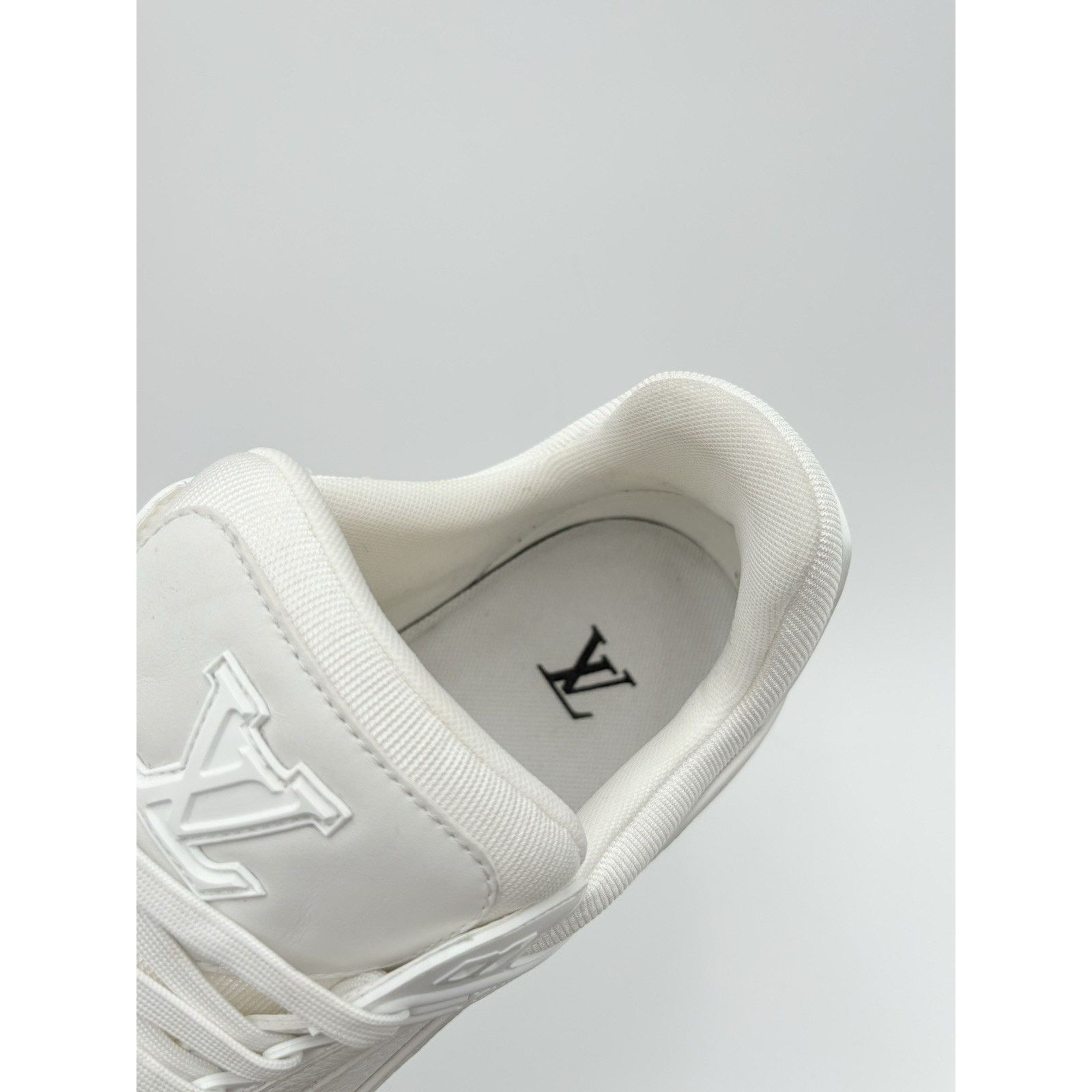 Louis Vuitton 12-12.5 Louis Vuitton Trainer Monogram ' White '| EXCELLENT! Size US 12 / EU 45 - 12 Thumbnail