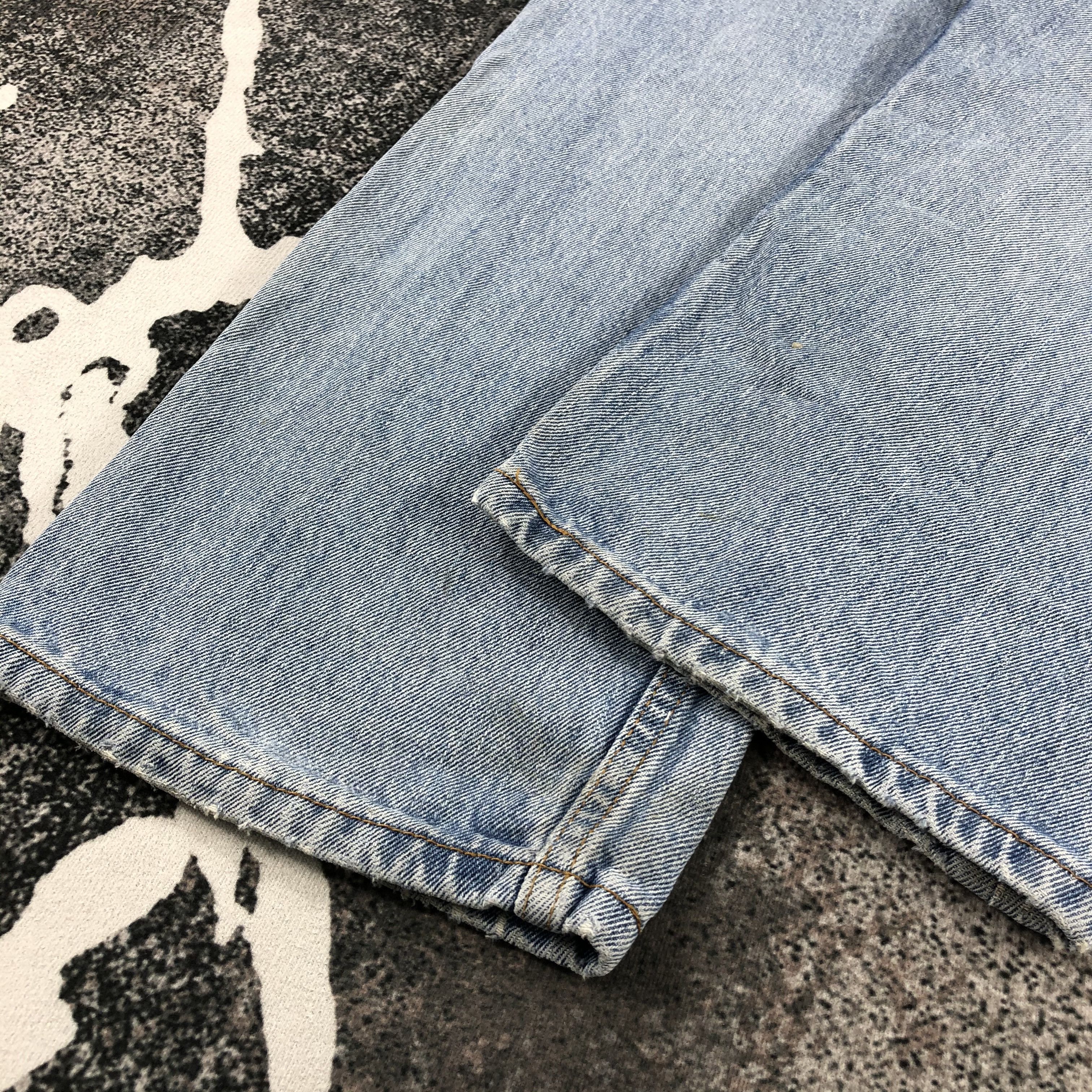 Levi's Vintage Levis 505 Jeans Medium Wash Denim KJ953 Size US 36 / EU 52 - 6 Thumbnail