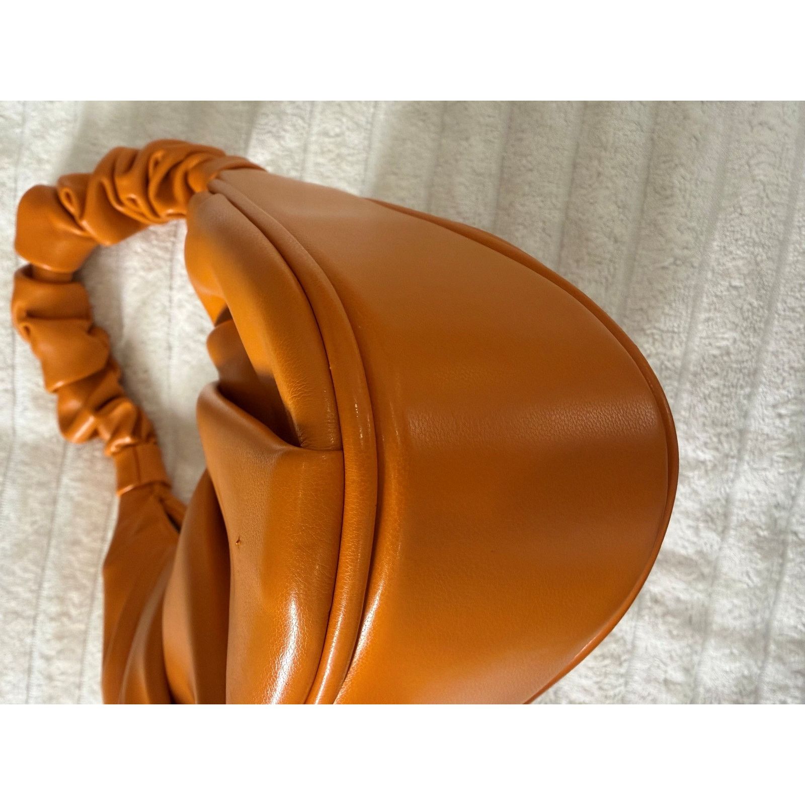 JW PEI JW PEI Gabbi Ruched Orange Vegan Leather Shoulder Fall bag Size ONE SIZE - 8 Thumbnail