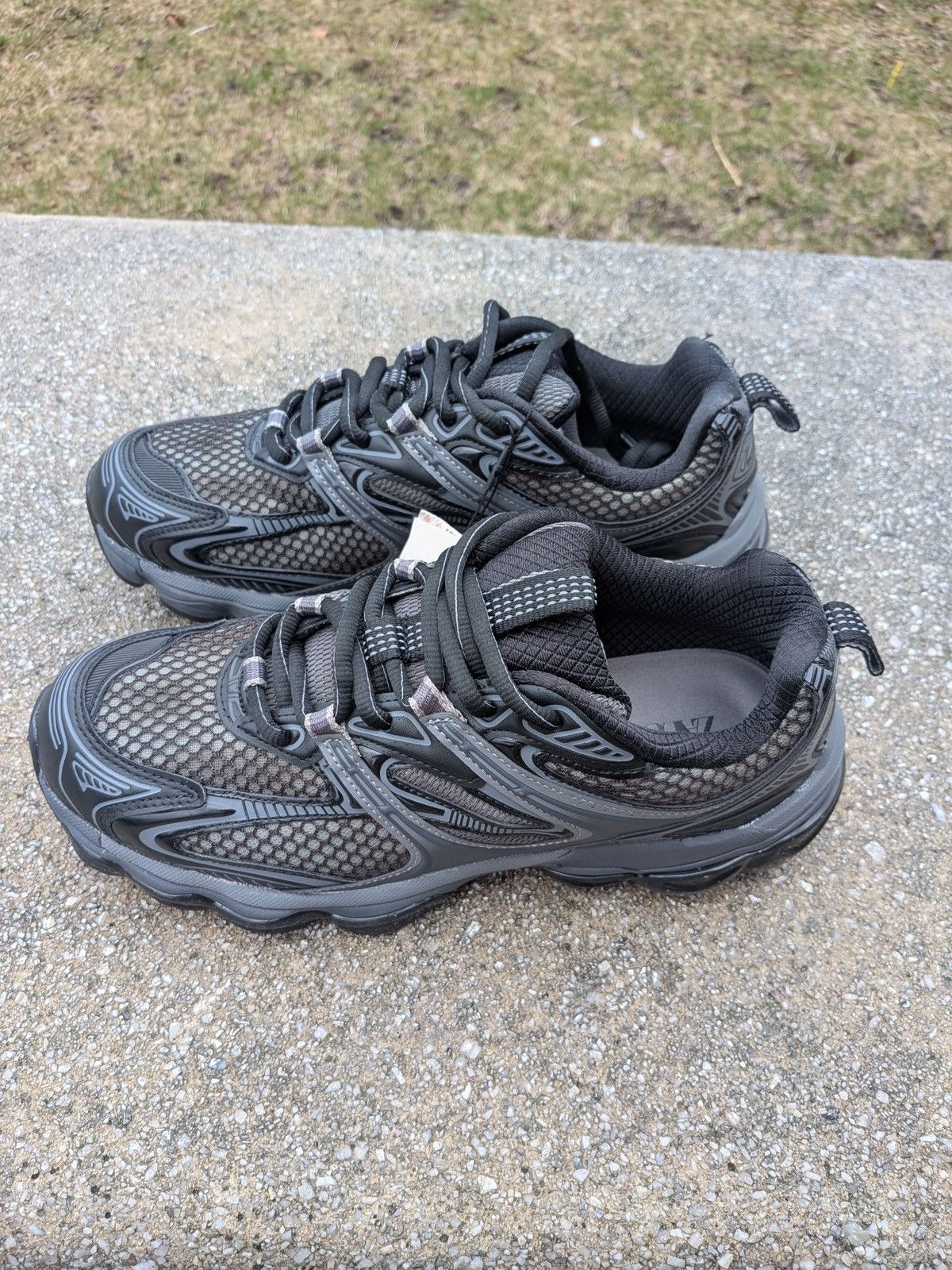 Zara CHUNKY SOLE TRAINERS Size US 9 / EU 42 - 7 Thumbnail