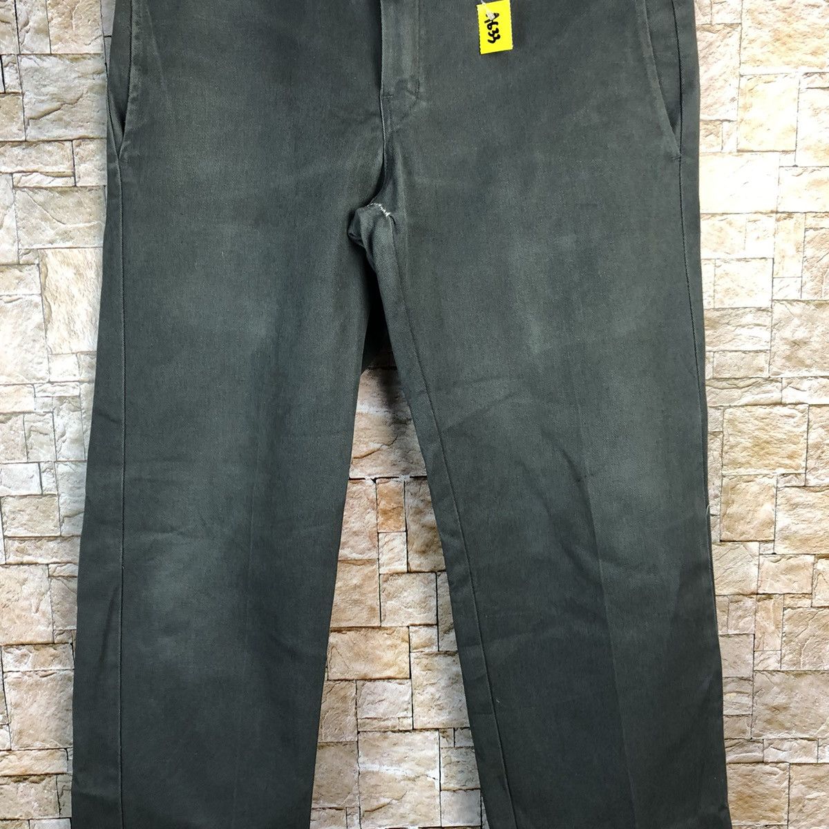 Dickies Dickies Grey faded Casual Pants #A633 Size US 31 - 6 Thumbnail