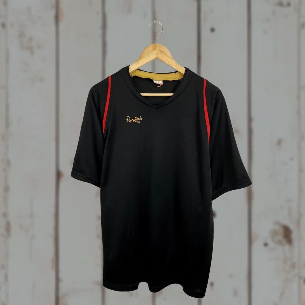 Nike VINTAGE Nike Ronaldinho 10R Training Jersey Shirt XL Black Mens Size US XL / EU 56 / 4 - 1 Thumbnail
