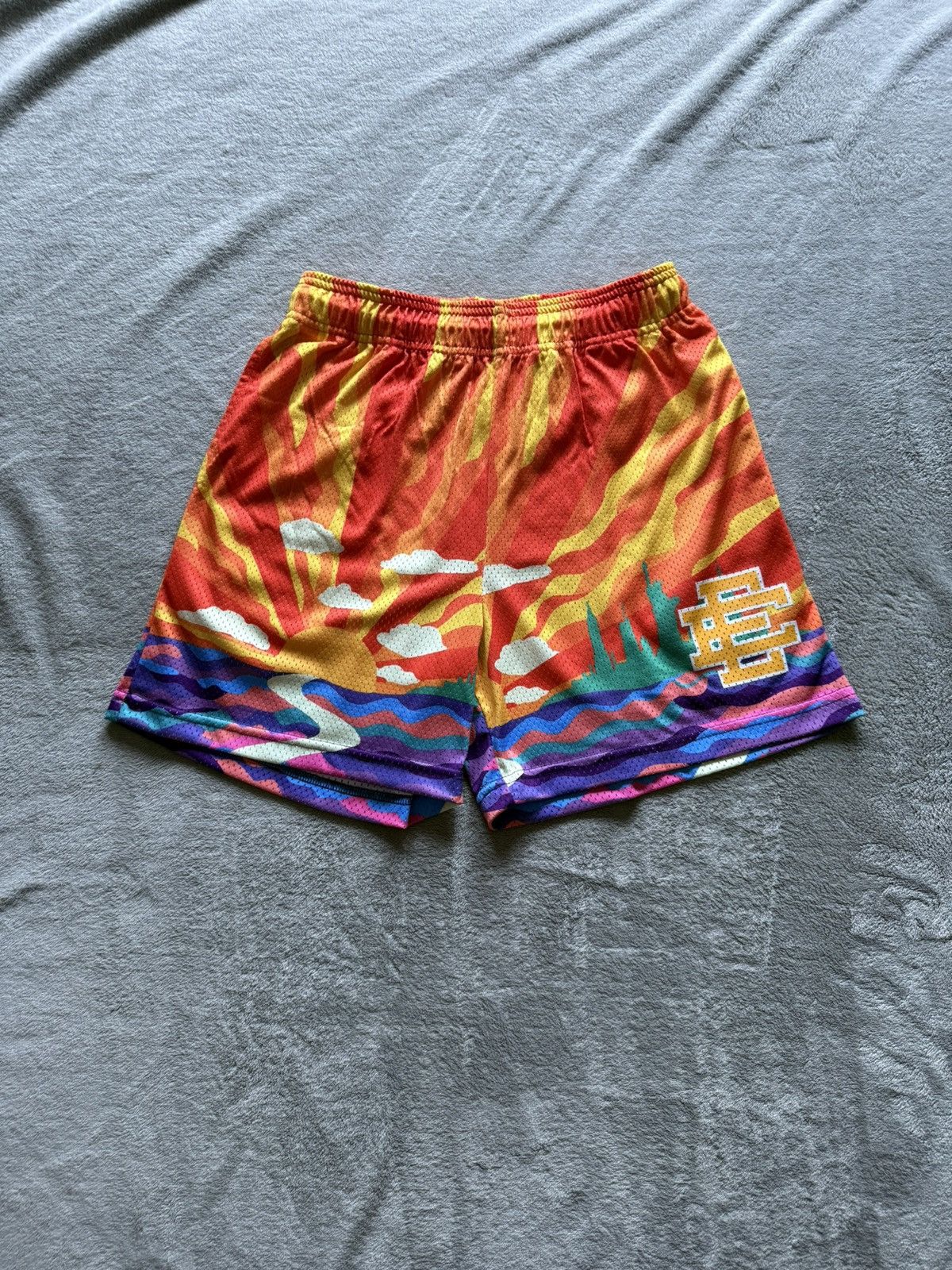 Eric Emanuel Eric Emanuel Sunset Shorts - Medium Size US 38 / EU 54 - 4 Thumbnail