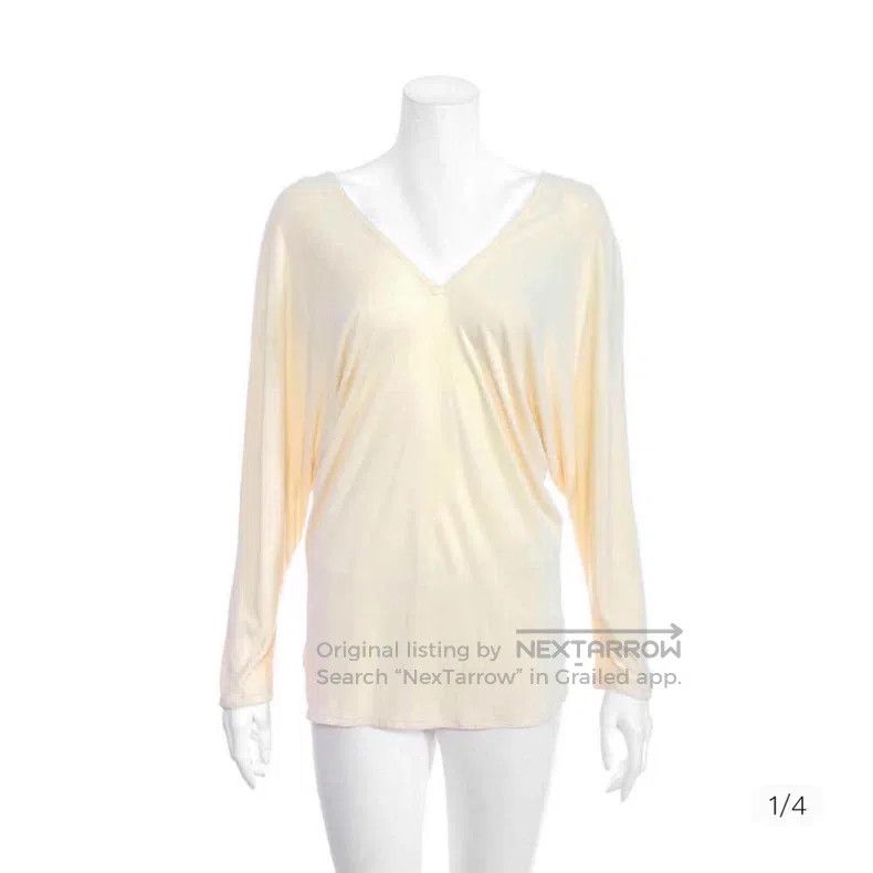 Hermes Hermes Beige V-Neck Knit Top Size XXS / US 00 / IT 34 - 1 Thumbnail