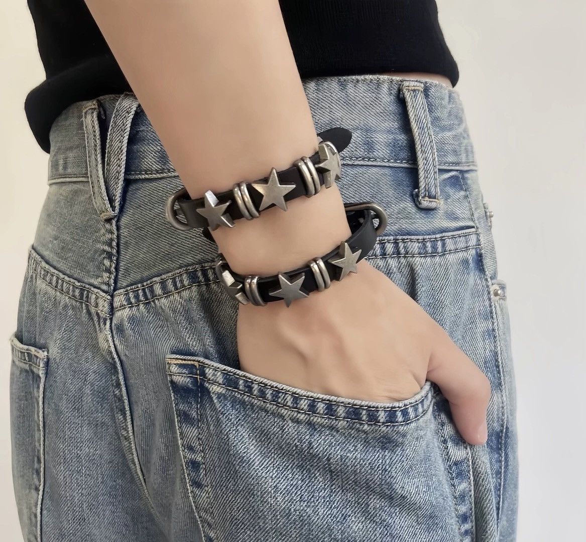 Japanese Brand × Jewelry Avant garde punk star stud mini leather bracelet Size ONE SIZE - 3 Thumbnail