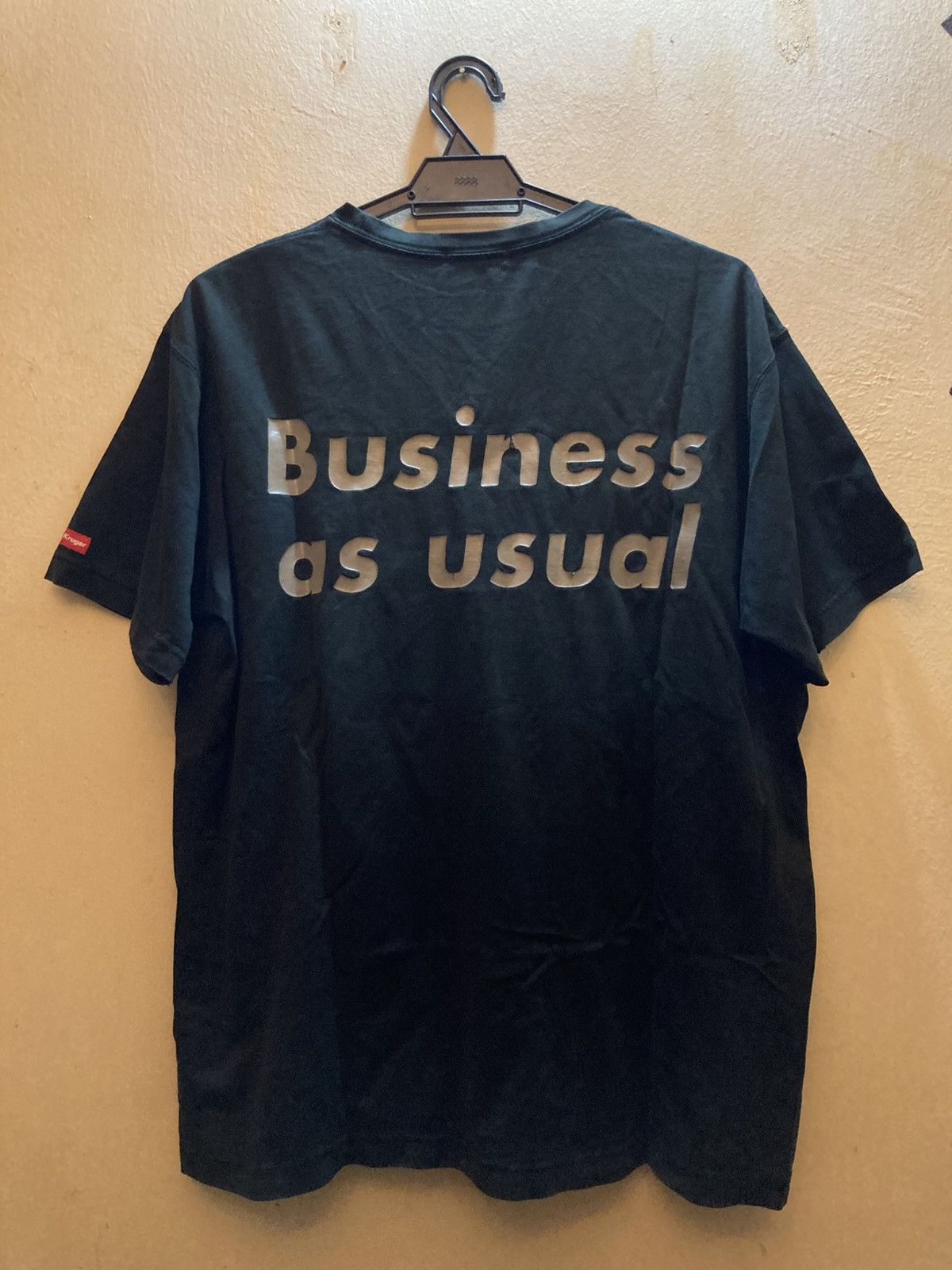 Barbara Kruger × Uniqlo × Vintage Vintage Barbara Kruger Tshirt Size US M / EU 48-50 / 2 - 2 Thumbnail