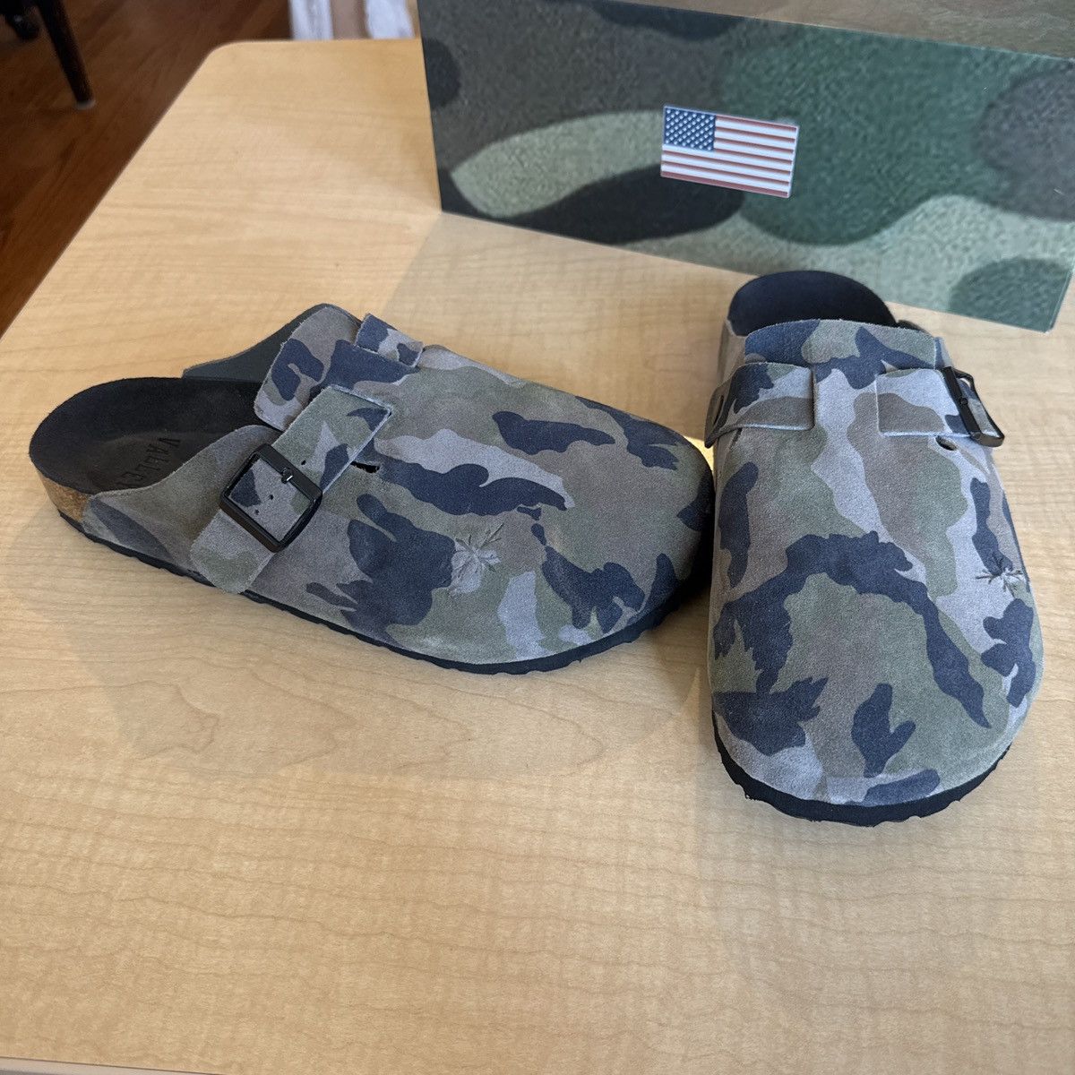 Vale Vale Forever Camo Birkenstocks Size US 10 / EU 43 - 2 Thumbnail