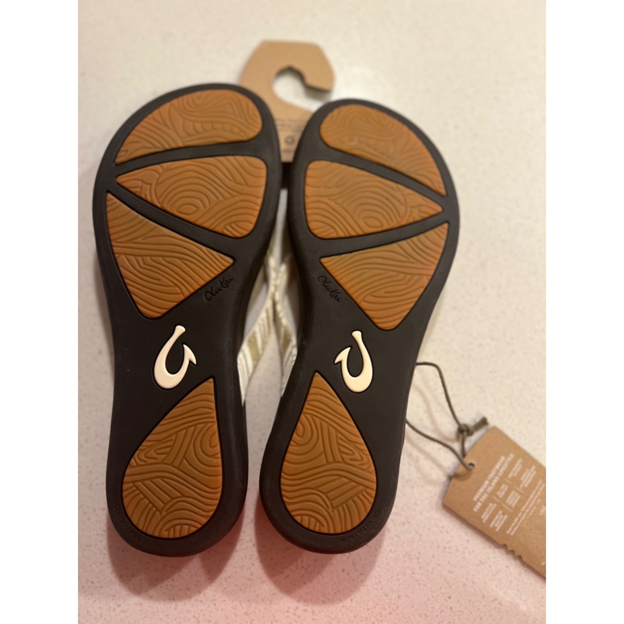 Olukai OluKai Ho Opio Women’s Flip Flops NWT - Size 9 Size US 9 / IT 39 - 3 Thumbnail