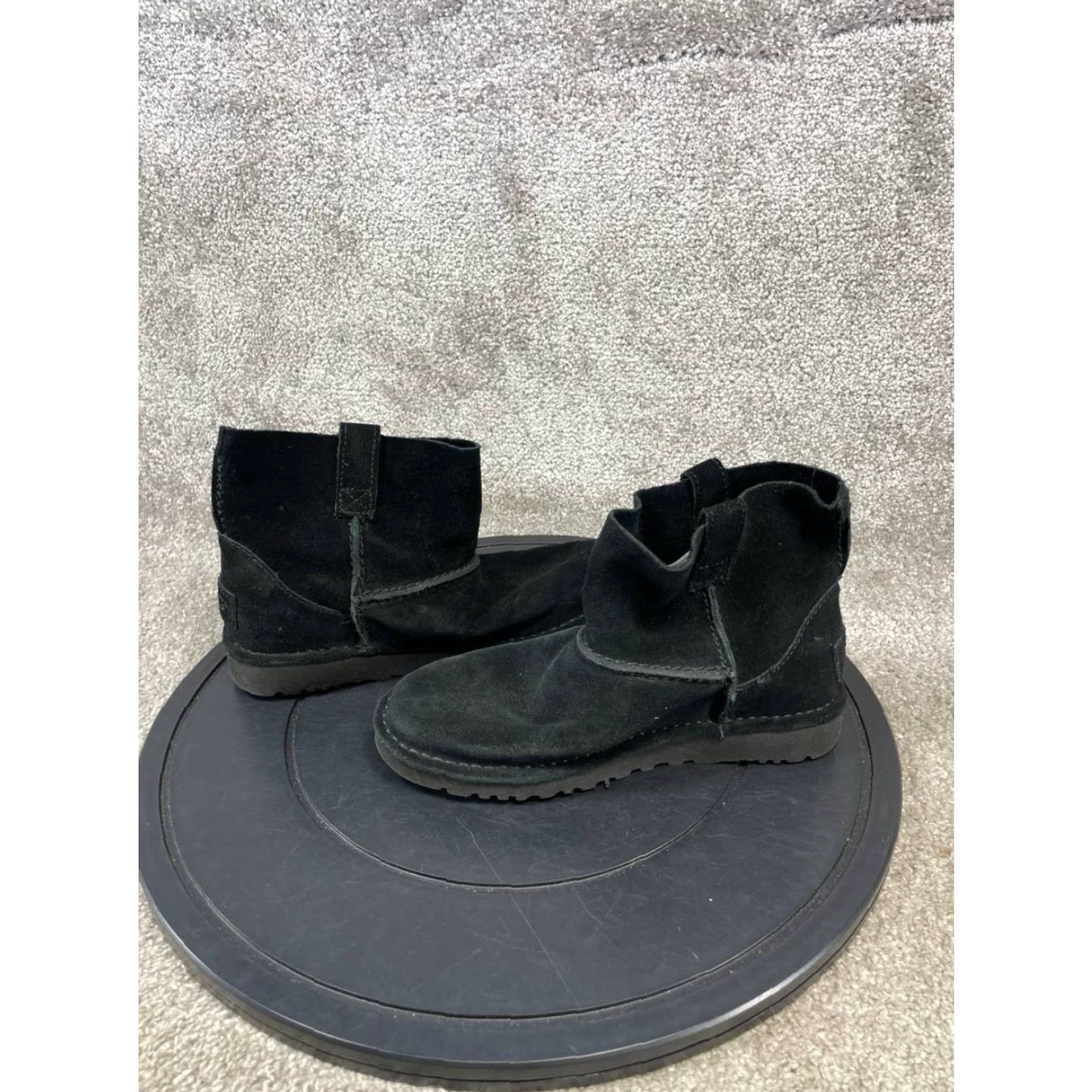 Ugg VINTAGE UGG Classic Unlined Mini Boots Women Size 6 Black Suede Casual Ankle Outdoor Size US 6 / IT 36 - 7 Thumbnail
