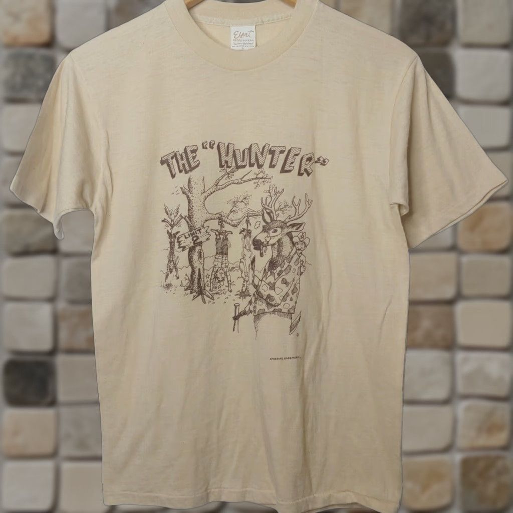Vintage VINTAGE Hunter T Shirt Single Stitch Tan Deer Smoking Hunting Camp Funny Graphic Size US L / EU 52-54 / 3 - 1 Thumbnail
