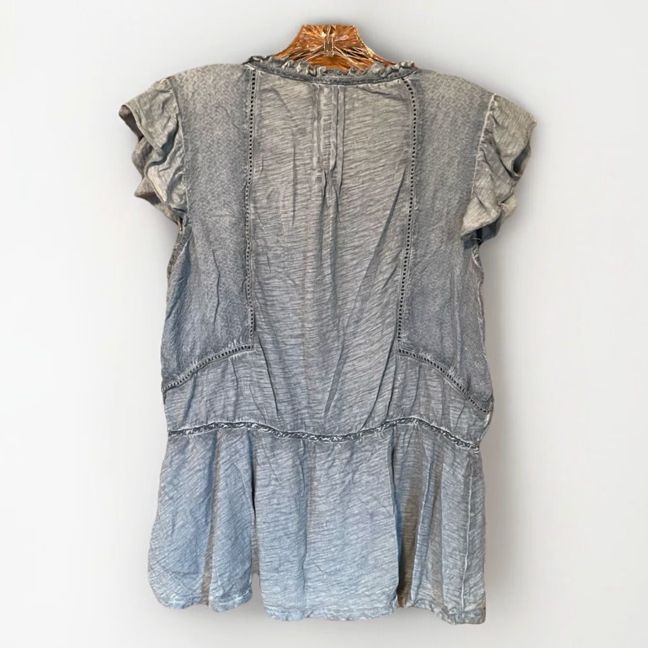 Vintage VINTAGE America Blouse Large Lt Blue Tie Front Cap Sleeve V-Neck Women's Tunic 90s Flower Western Size L / US 10 / IT 46 - 3 Thumbnail