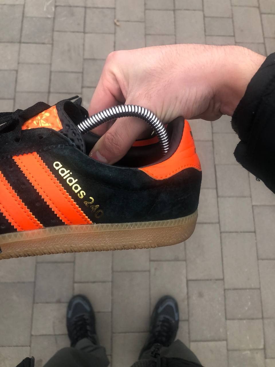 Adidas VINTAGE ADIDAS 240 CITY SERIES DESIGNER RETRO SNEAKERS Y2K Size US 7 / EU 40 - 3 Thumbnail