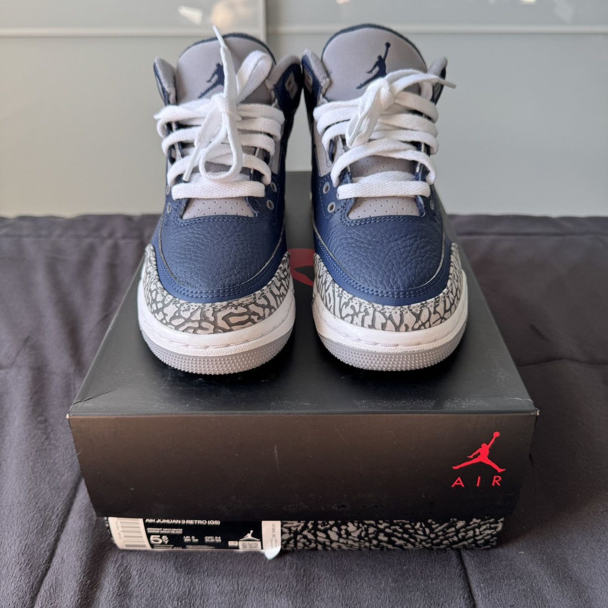 Jordan Brand × Nike Air Jordan 3 Retro “Georgetown” 2021 GS Size US 5.5 / EU 38 - 3 Thumbnail