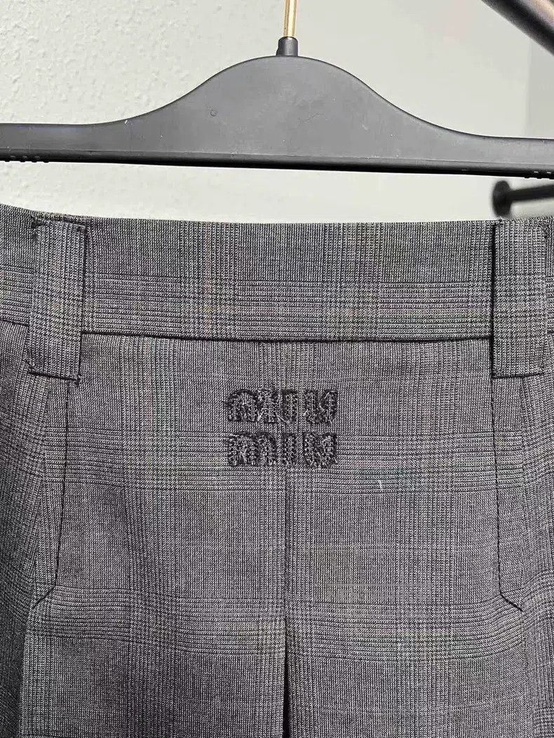 Miu Miu Miu Miu 36 Grey plaid skirt Size 35" - 3 Thumbnail