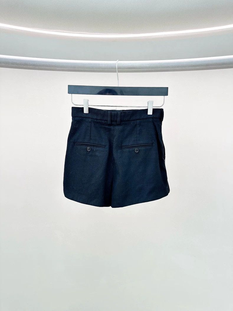 Saint Laurent Paris Saint Laurent Paris Black shorts Size 37" - 2 Thumbnail