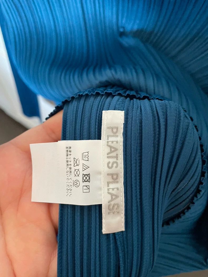 Issey Miyake Issey Miyake size:3 Blue pleated top Size XS / US 0-2 / IT 36-38 - 5 Thumbnail